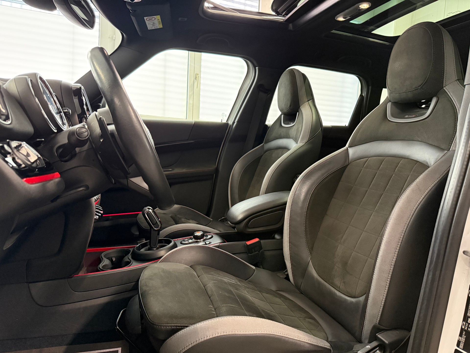 MINI Countryman John Cooper Works ALL4 Steptronic-image-15
