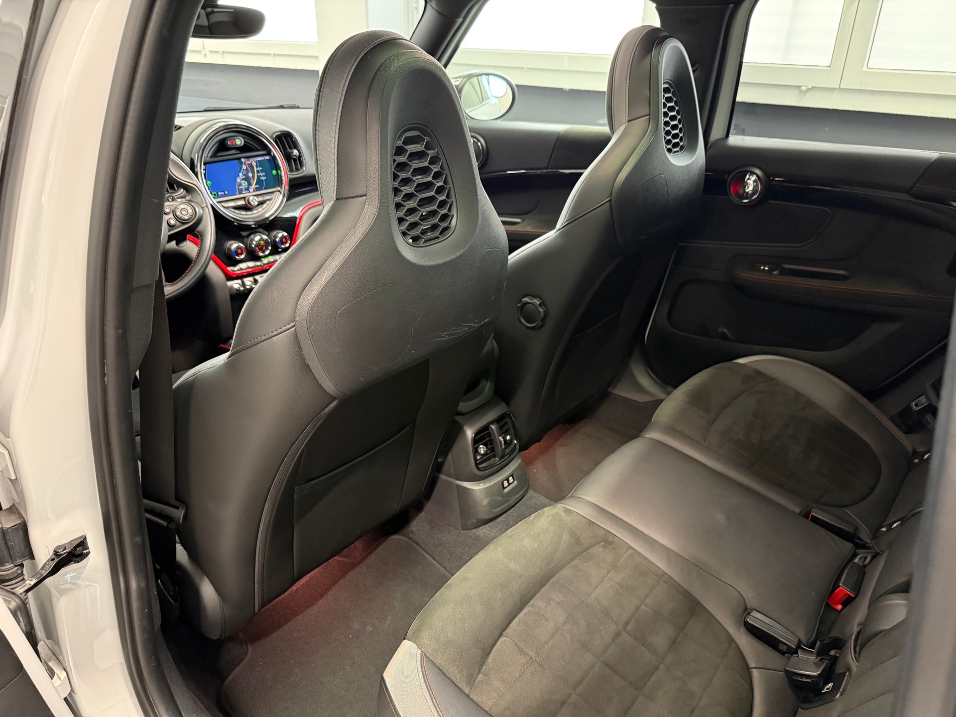 MINI Countryman John Cooper Works ALL4 Steptronic-image-17