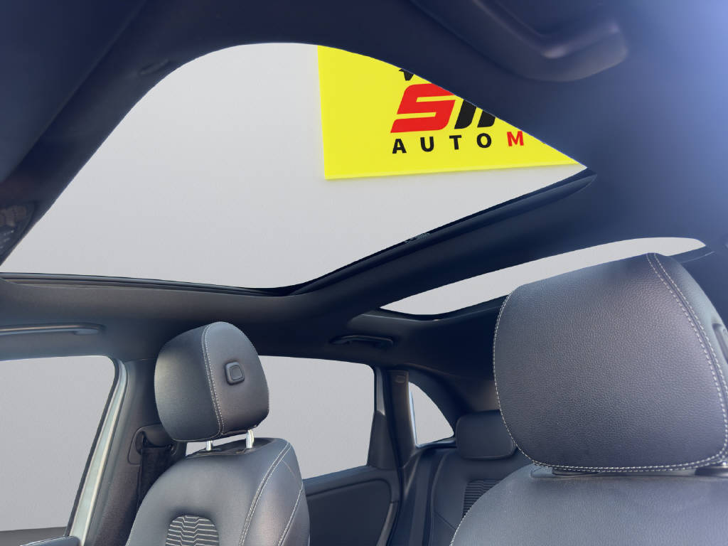 MERCEDES-BENZ B 220 Progressive 4matic-image-13