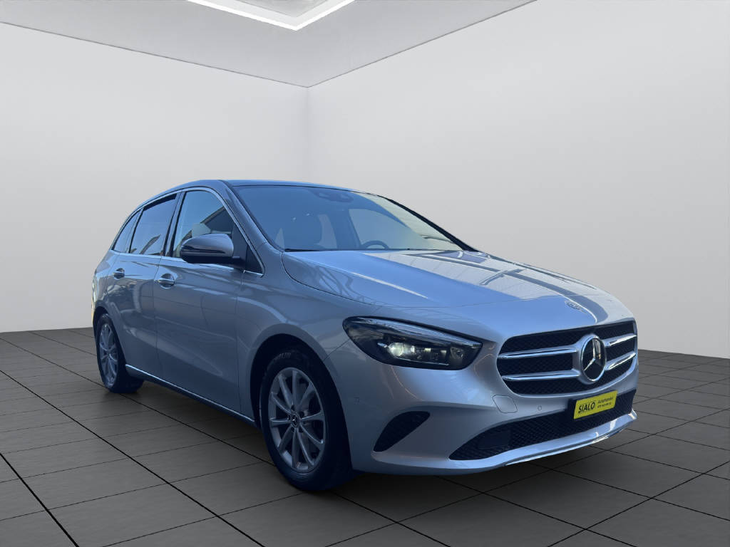 MERCEDES-BENZ B 220 Progressive 4matic-showroom-element-2
