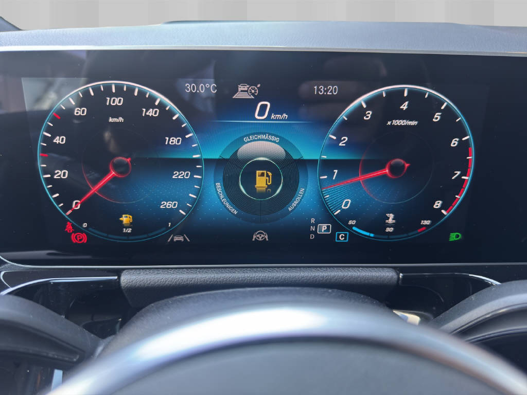 MERCEDES-BENZ B 220 Progressive 4matic-image-9