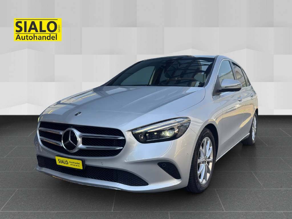 MERCEDES-BENZ B 220 Progressive 4matic-image-0