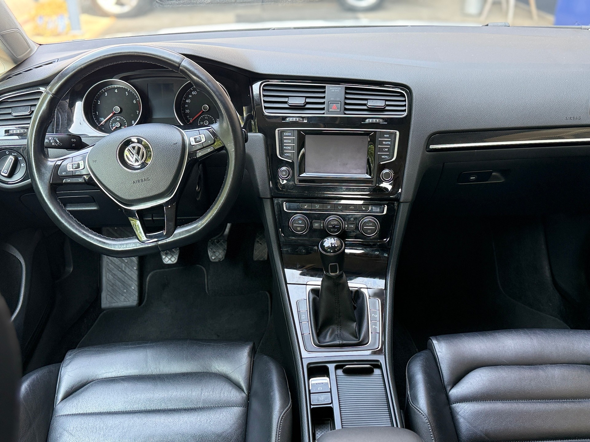 VW Golf 1.4 TSI Comfortline-image-5