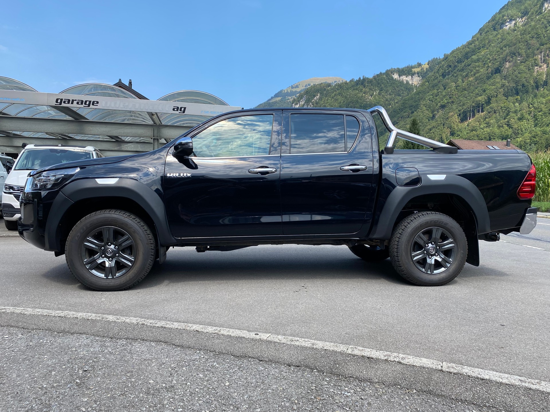 TOYOTA Hilux 2.8D-4D Style Double Cab 4x4 A-image-0