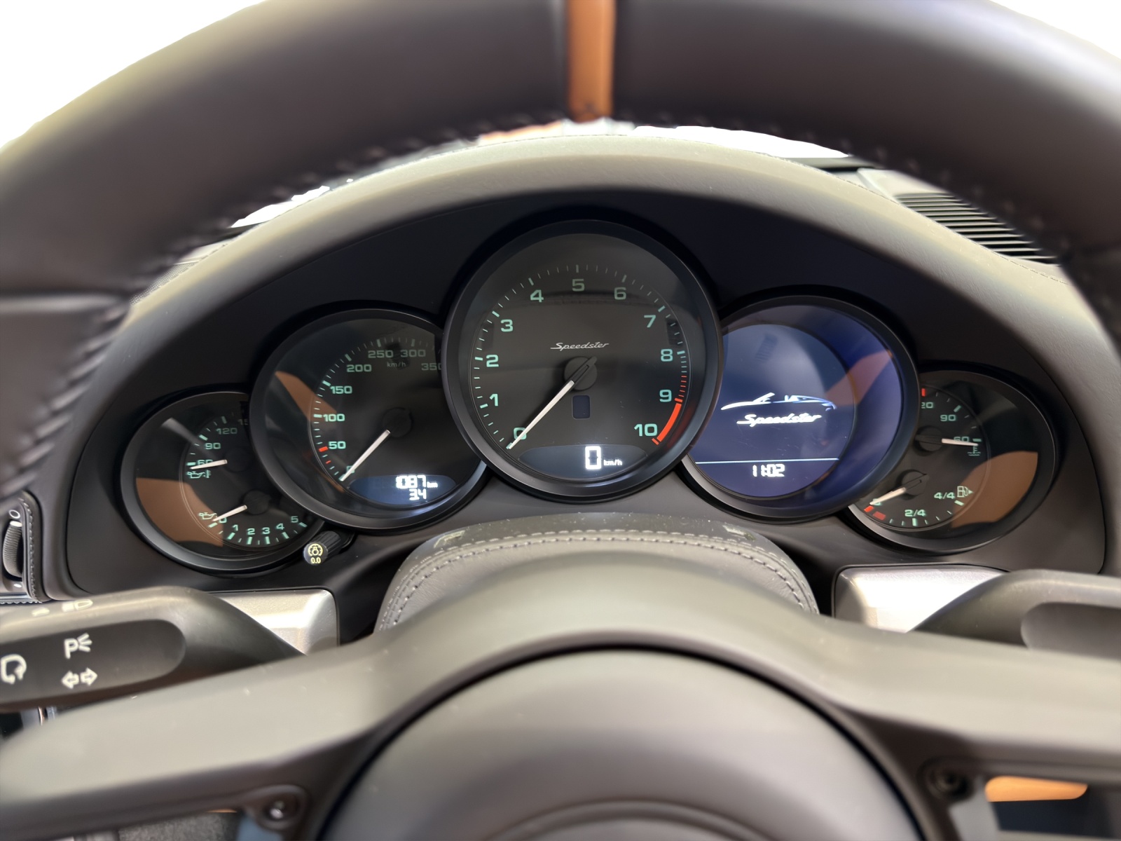 PORSCHE 911 Speedster "70 Jahre Edition"-image-9