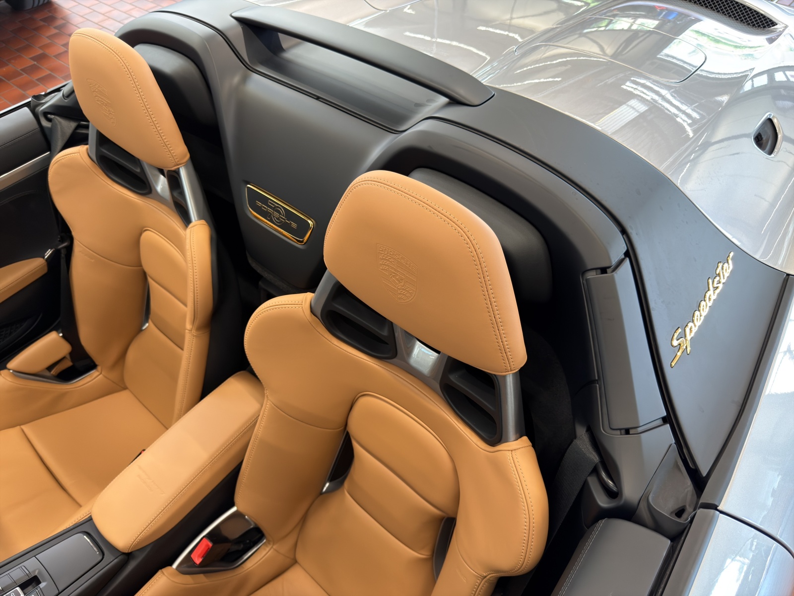 PORSCHE 911 Speedster "70 Jahre Edition"-image-14