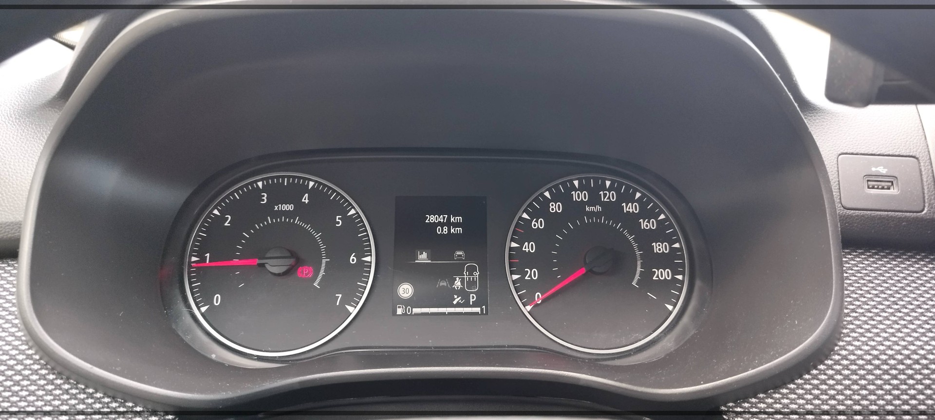 DACIA Sandero TCe 90 Journey CVT-image-14
