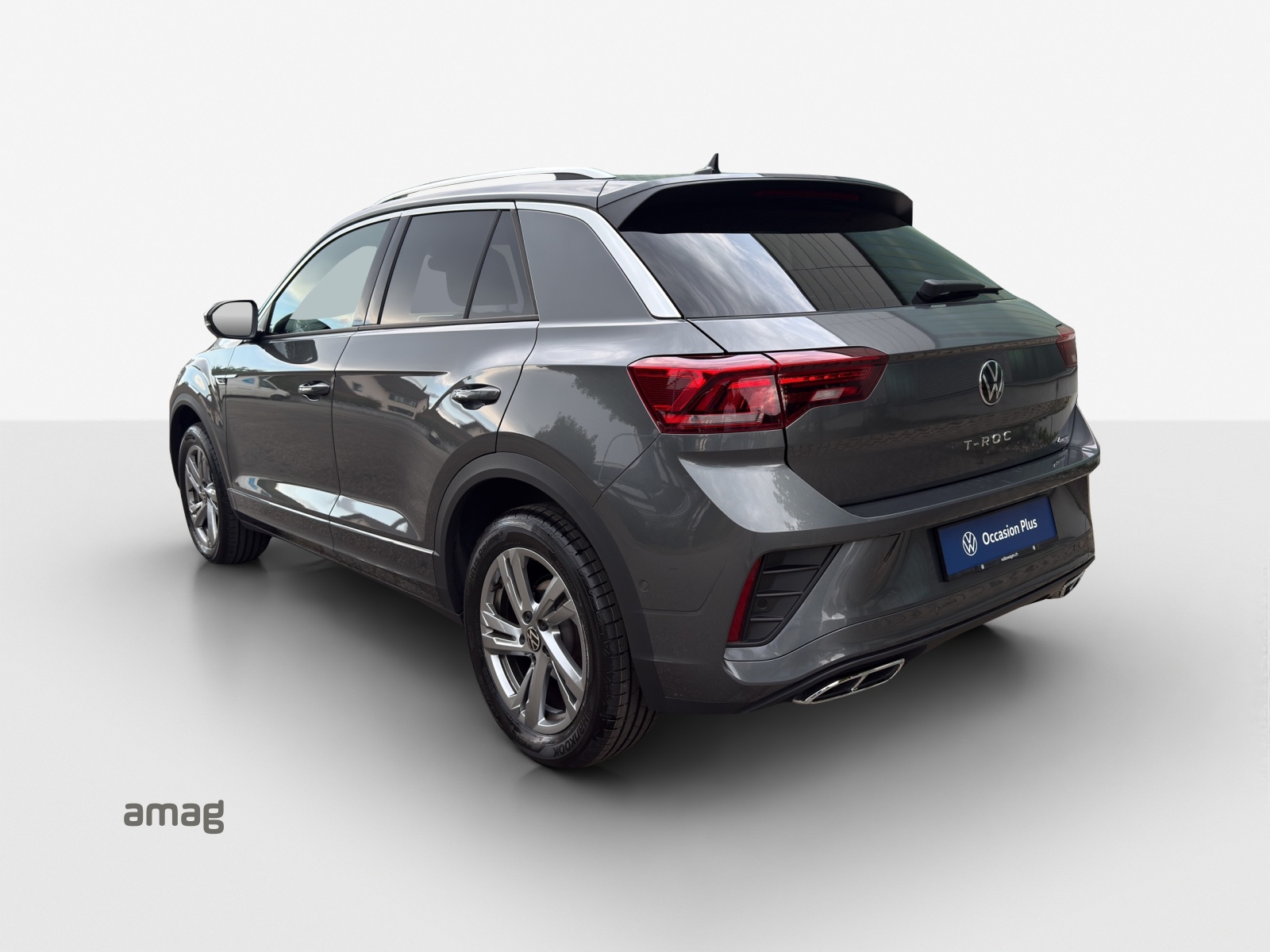 VW T-Roc 2.0 TSI R-Line DSG 4Motion-image-2