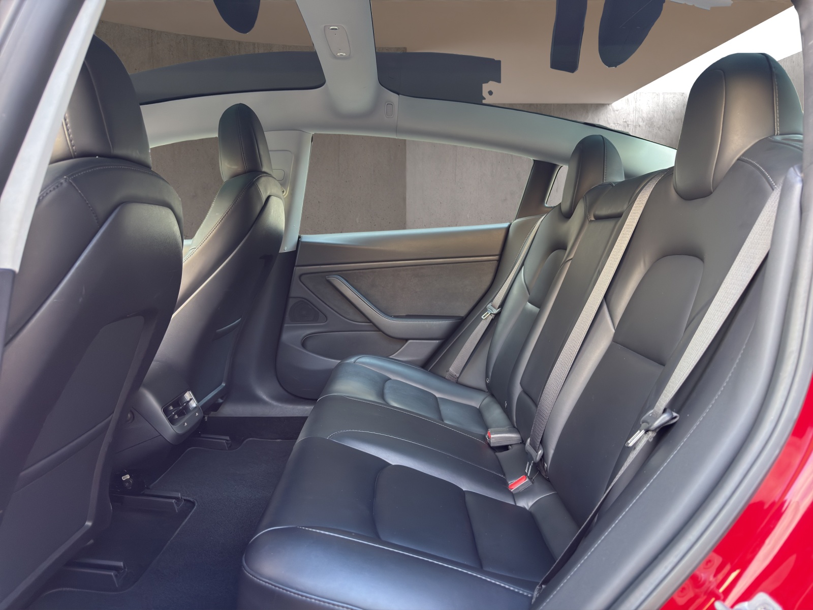 TESLA Model 3 Long Range Dual Motor AWD (Enhanced Autopilot)-image-6
