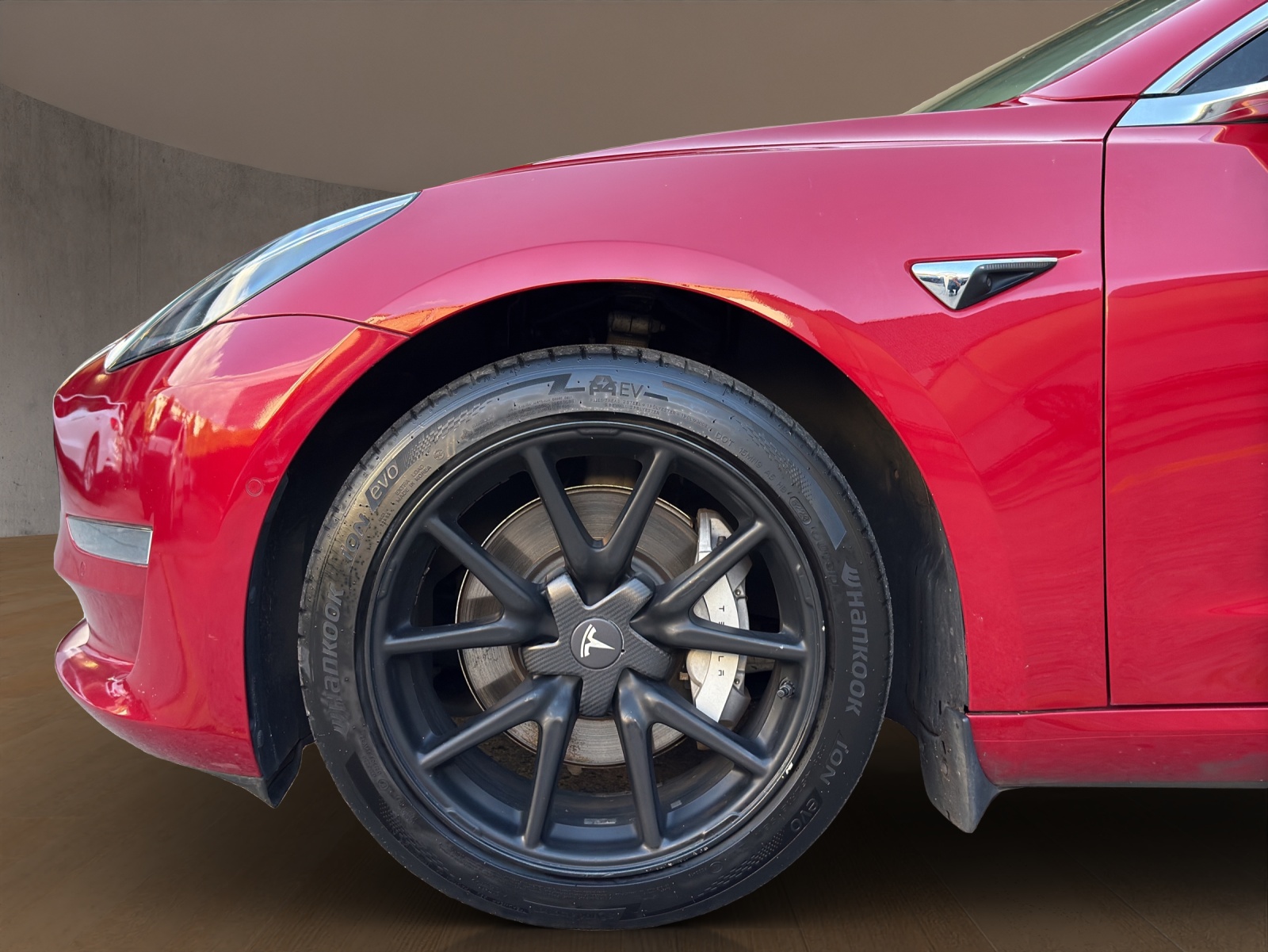 TESLA Model 3 Long Range Dual Motor AWD (Enhanced Autopilot)-image-19