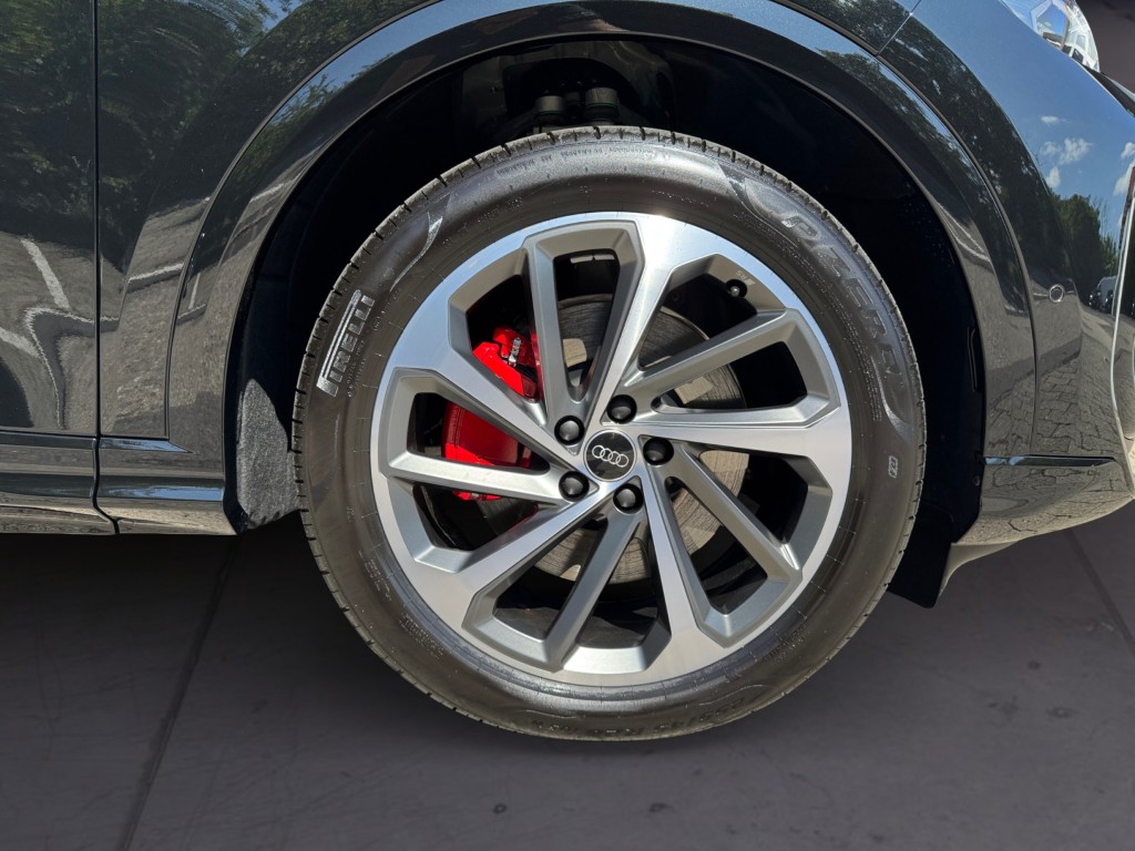 AUDI Q5 Sportback TDI quattro 150 kW S-tronic-image-8
