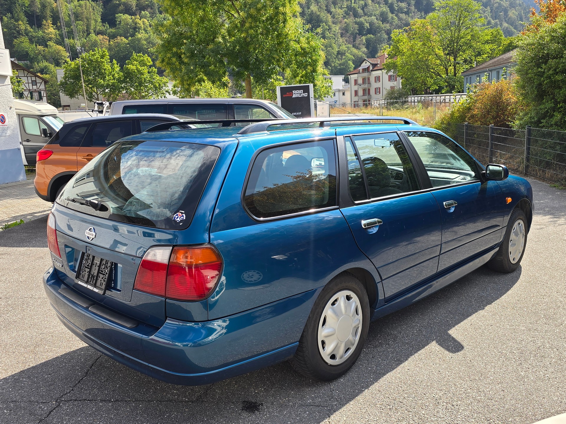 NISSAN Primera 2.0 Plus-image-4