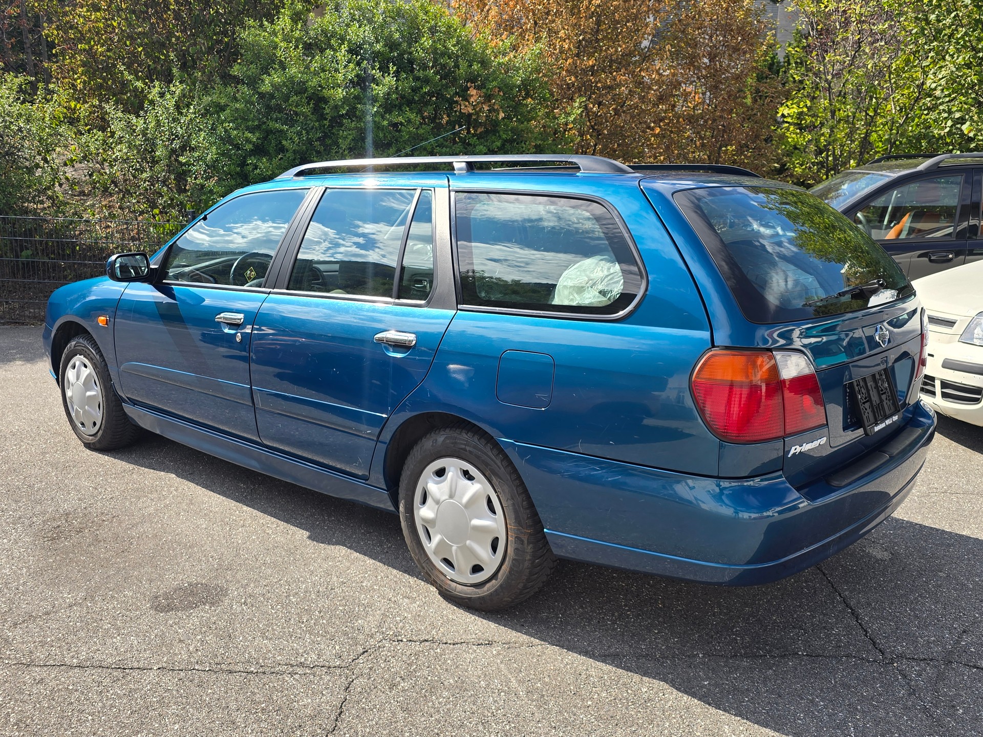 NISSAN Primera 2.0 Plus-image-6
