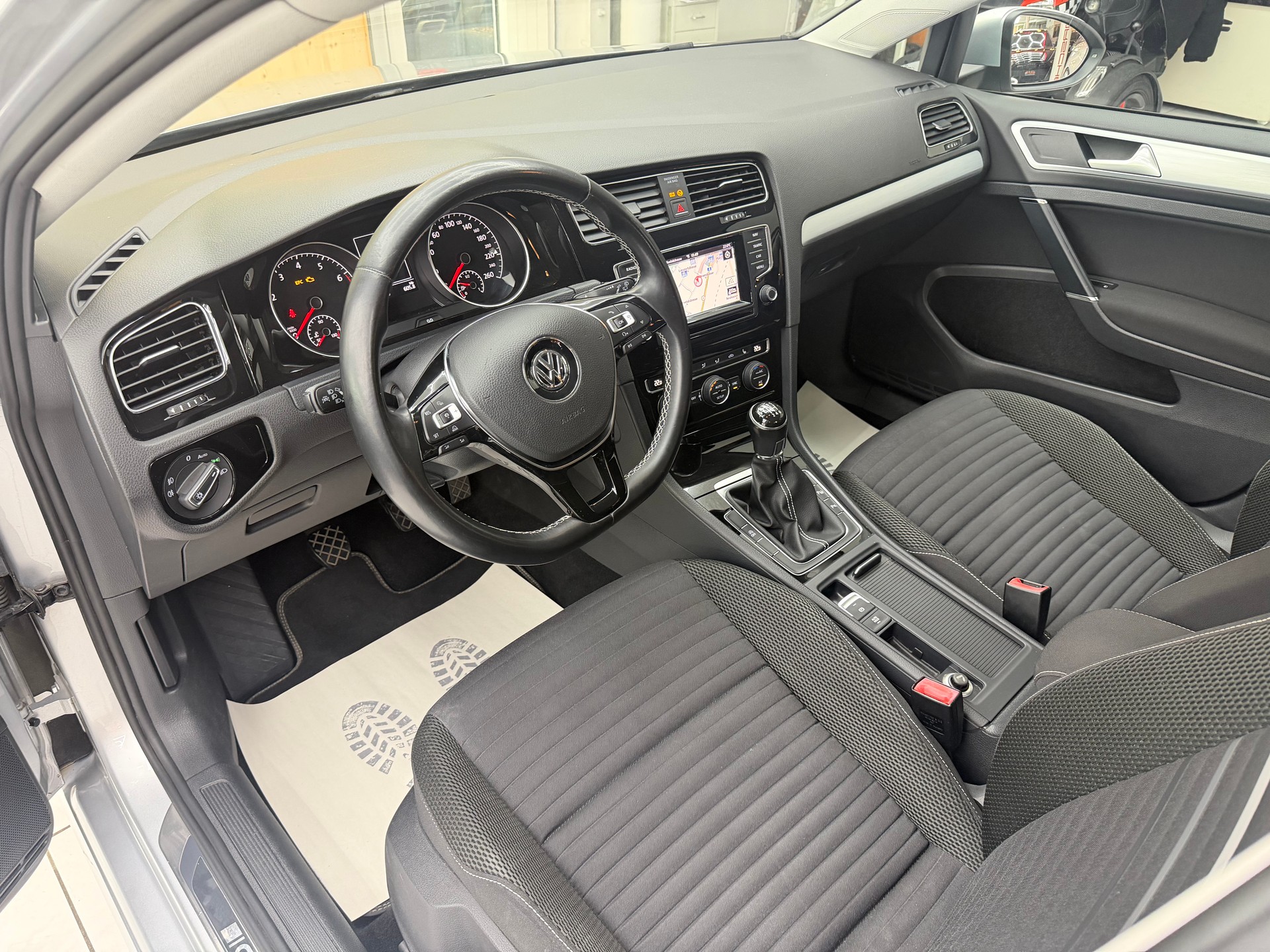 VW Golf VII 1.4 TSI 122 Cup-image-10