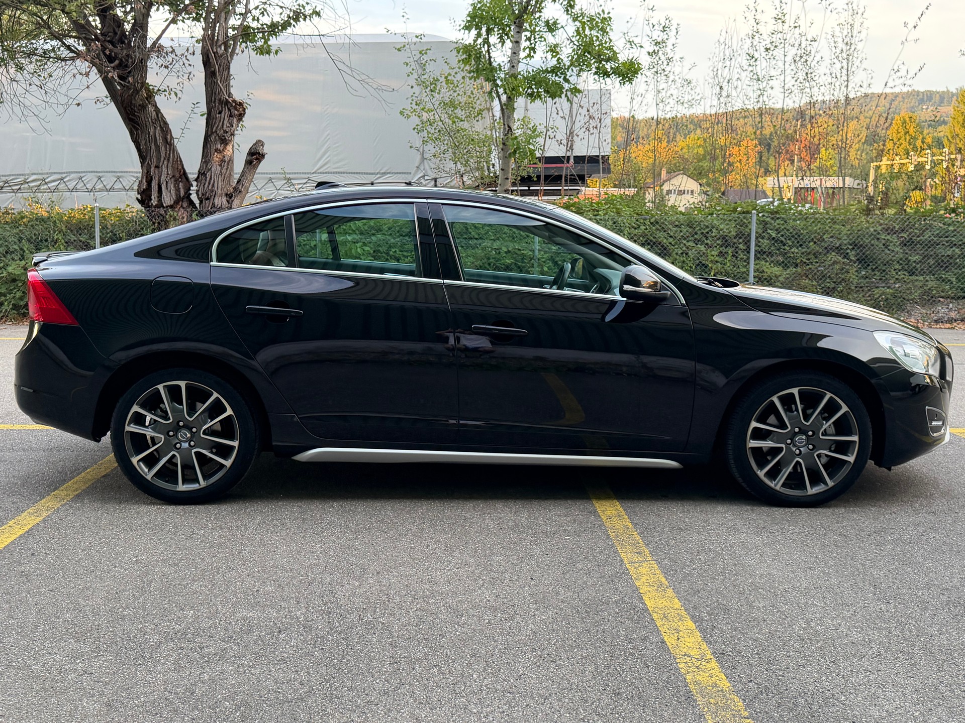 VOLVO S60 D5 AWD Geartronic-image-3