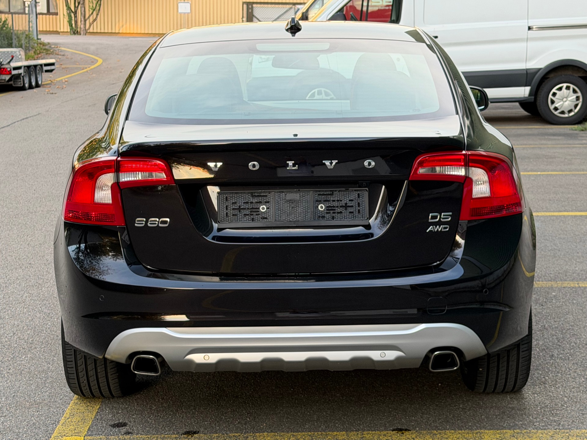 VOLVO S60 D5 AWD Geartronic-image-5