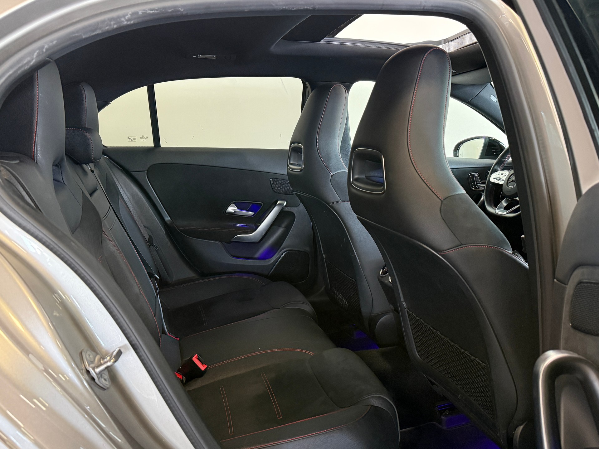 MERCEDES-BENZ A 250 4Matic AMG Line 4Matic 7G-DCT-image-13
