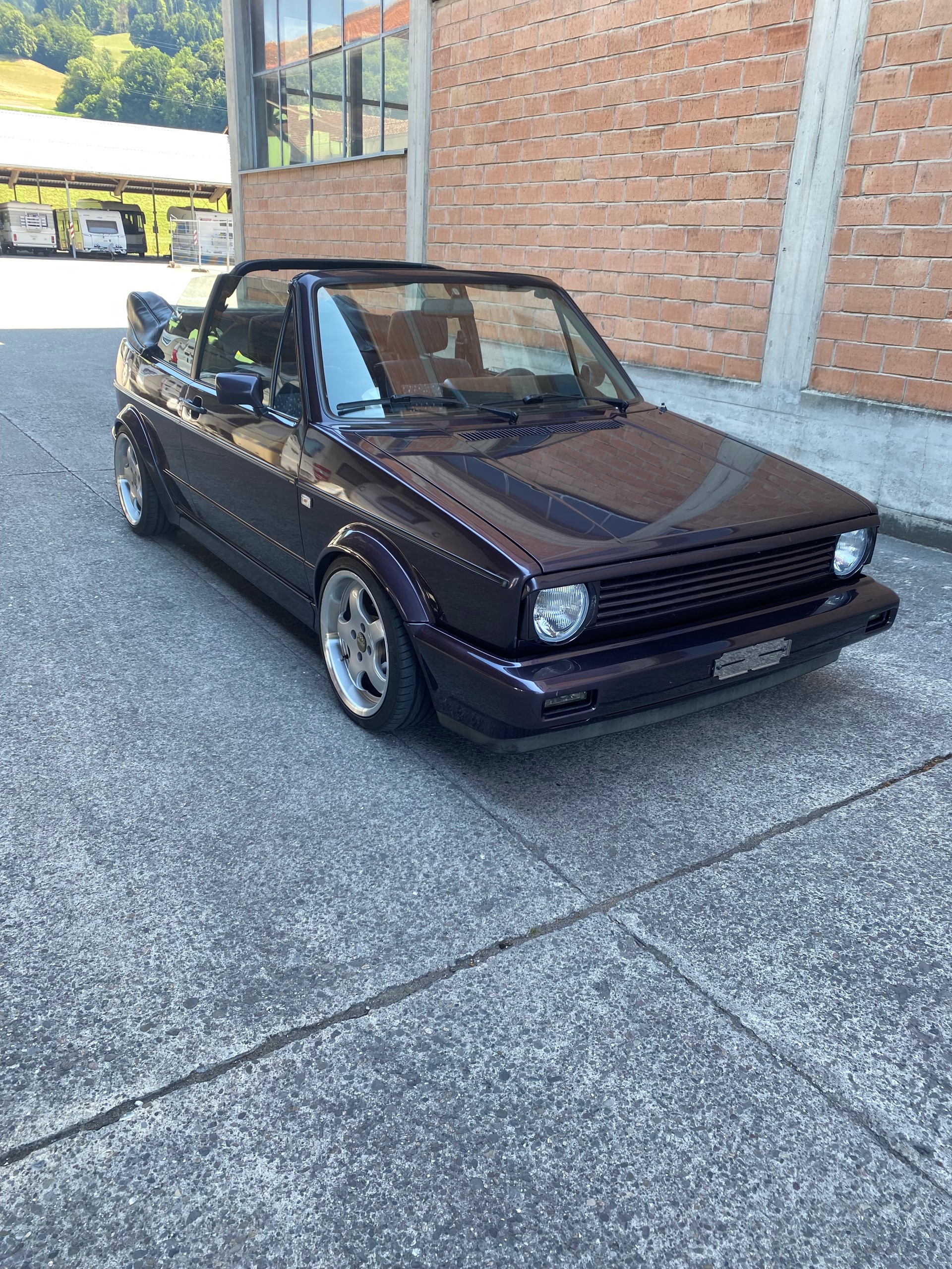 VW Golf Cabriolet-image-3