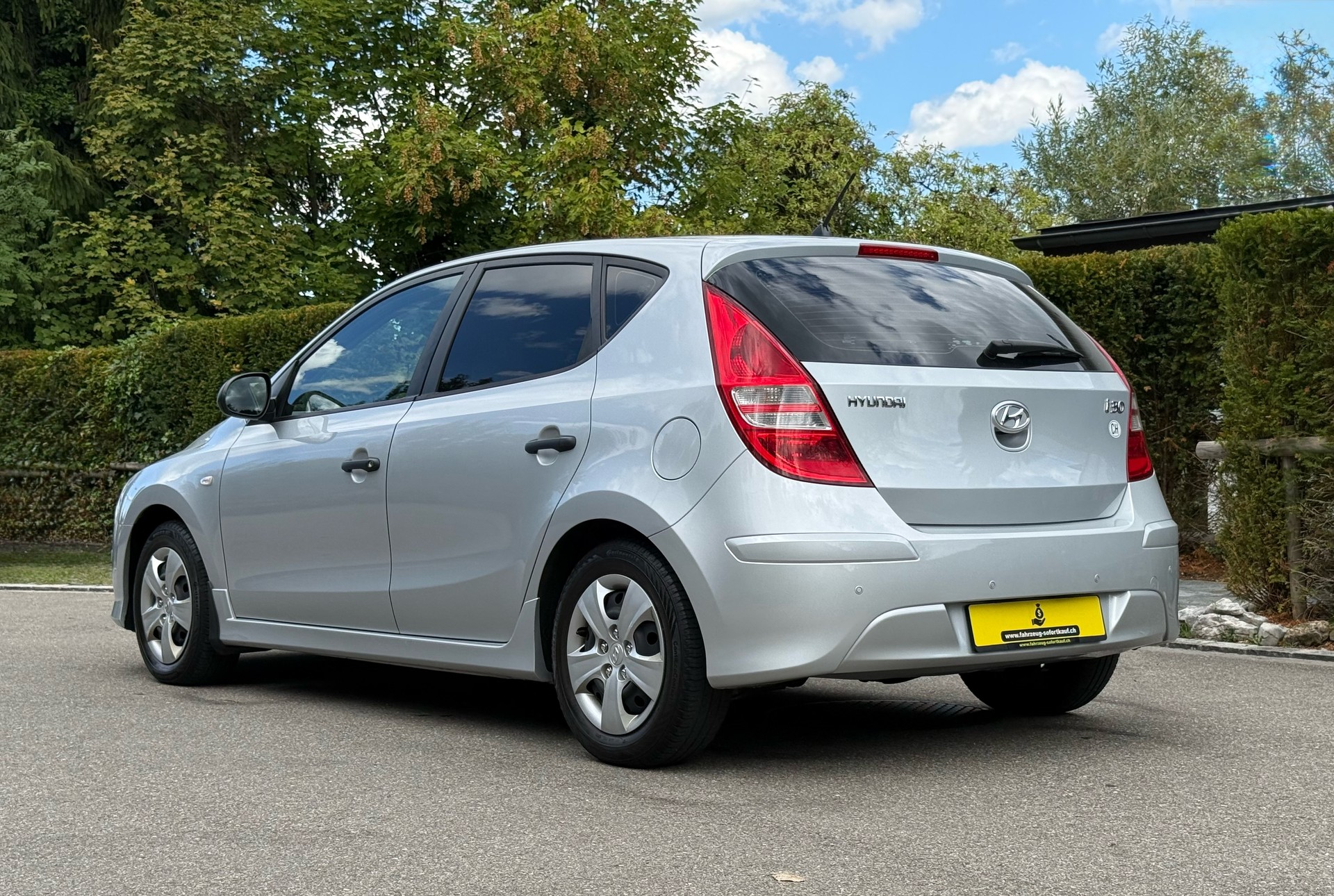 HYUNDAI i30 1.4 Comfort (Frisch Ab MFK)-image-5