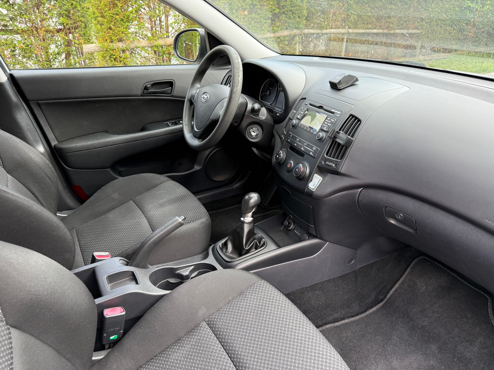 HYUNDAI i30 1.4 Comfort (Frisch Ab MFK)-image-10