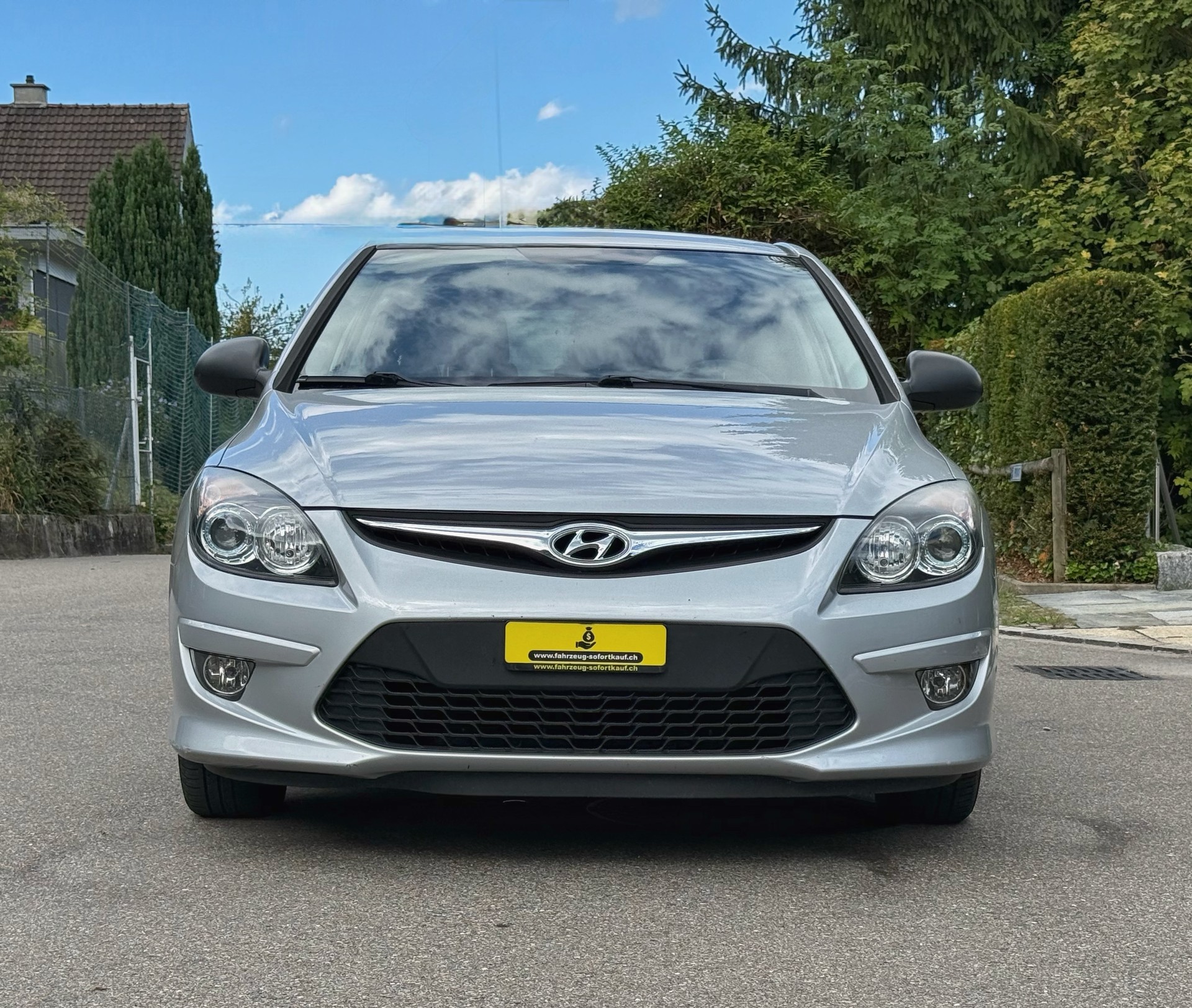 HYUNDAI i30 1.4 Comfort (Frisch Ab MFK)-image-1