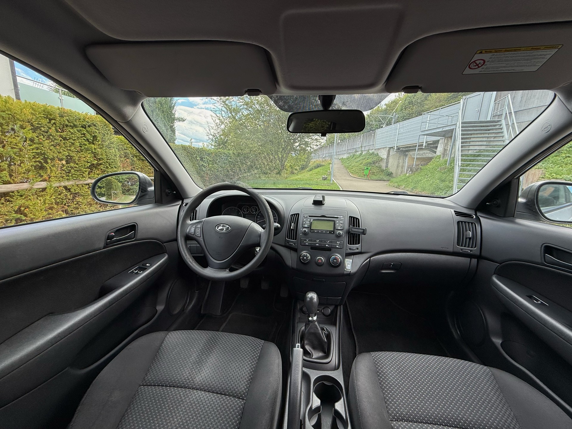 HYUNDAI i30 1.4 Comfort (Frisch Ab MFK)-image-11