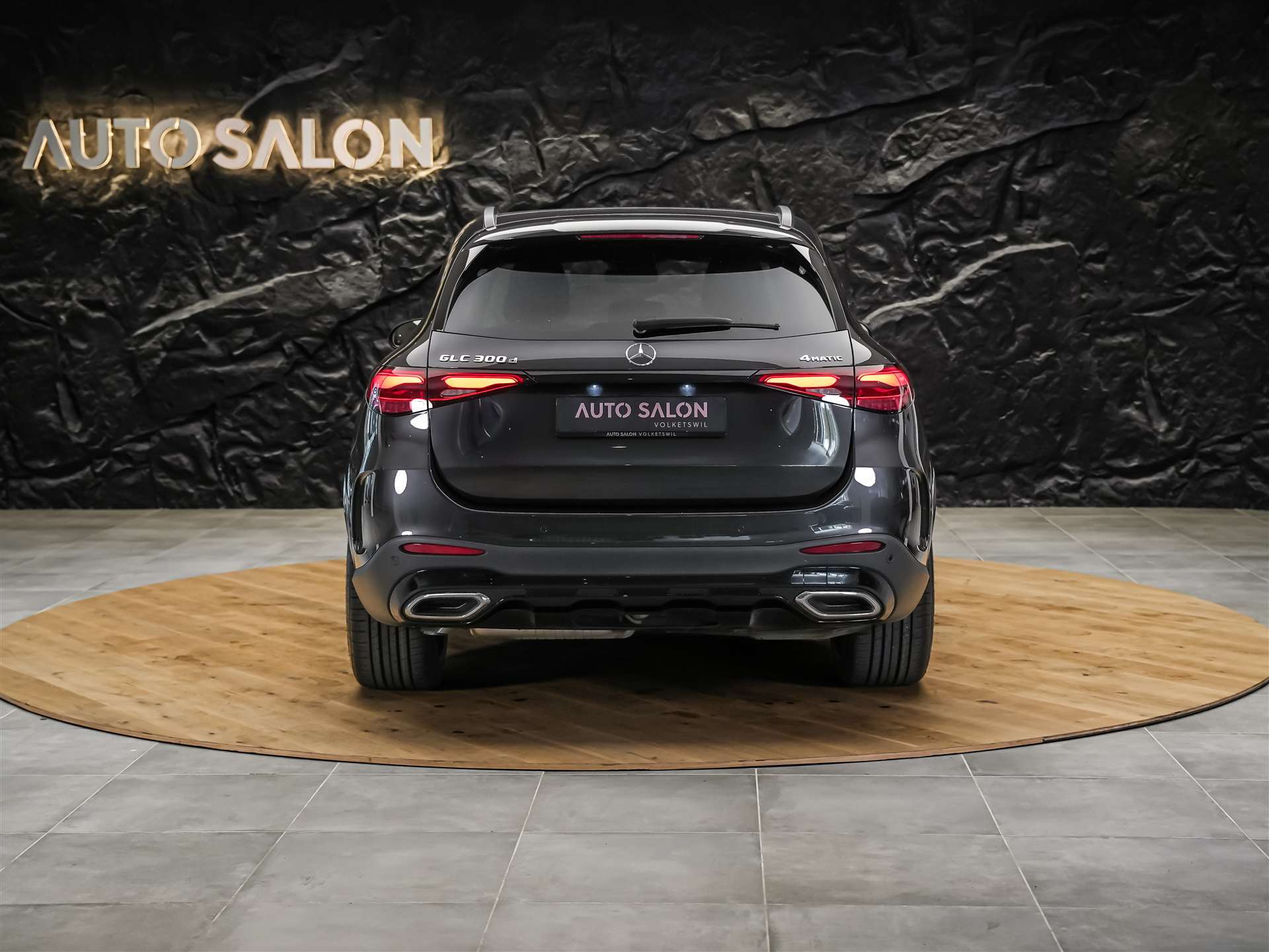 MERCEDES-BENZ GLC 300 d 4Matic AMG Line 9G-Tronic *21" Felgen*Abstandsregler*Anhängerkupplung*-showroom-element-3