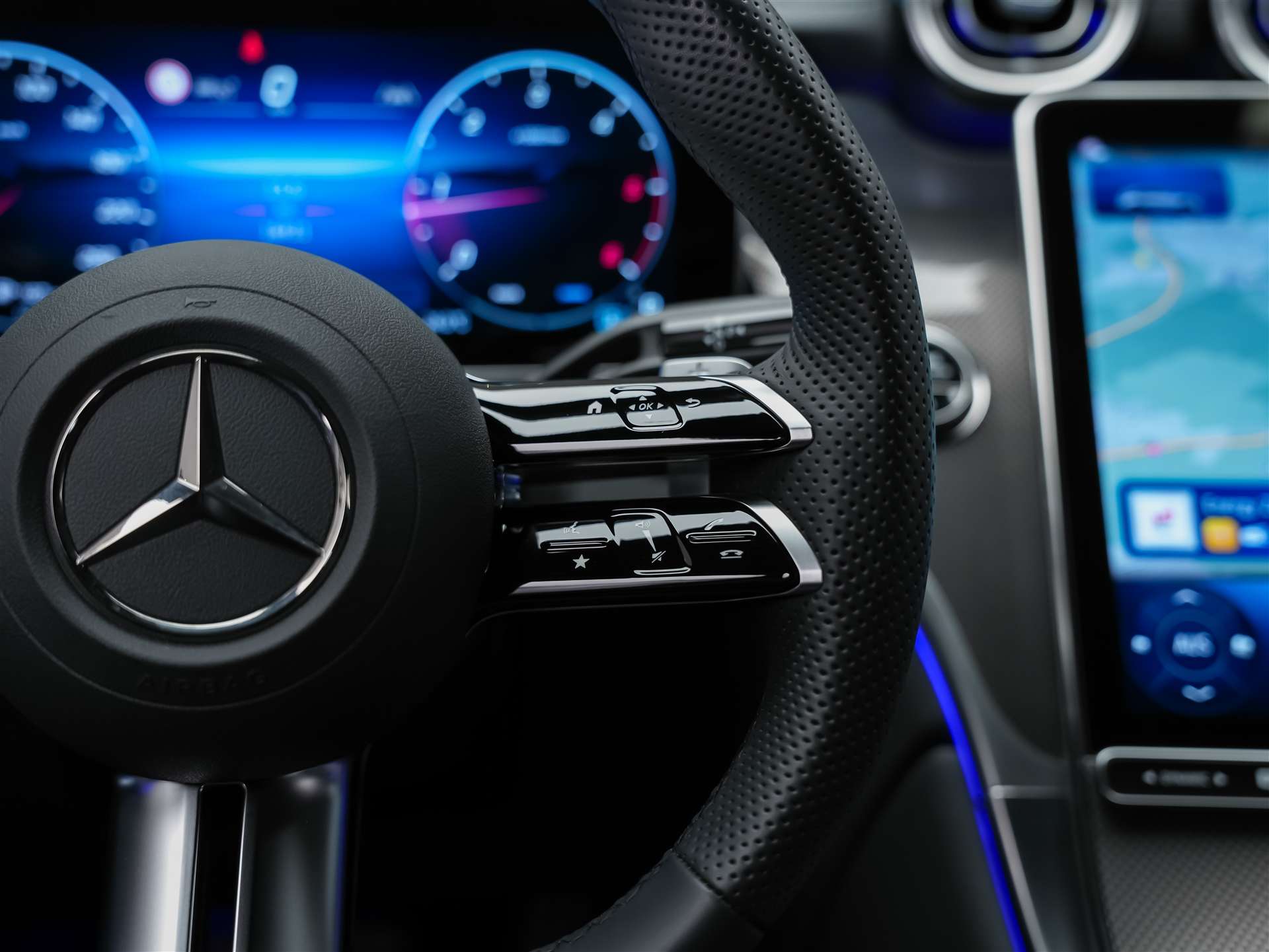 MERCEDES-BENZ GLC 300 d 4Matic AMG Line 9G-Tronic *21" Felgen*Abstandsregler*Anhängerkupplung*-image-27