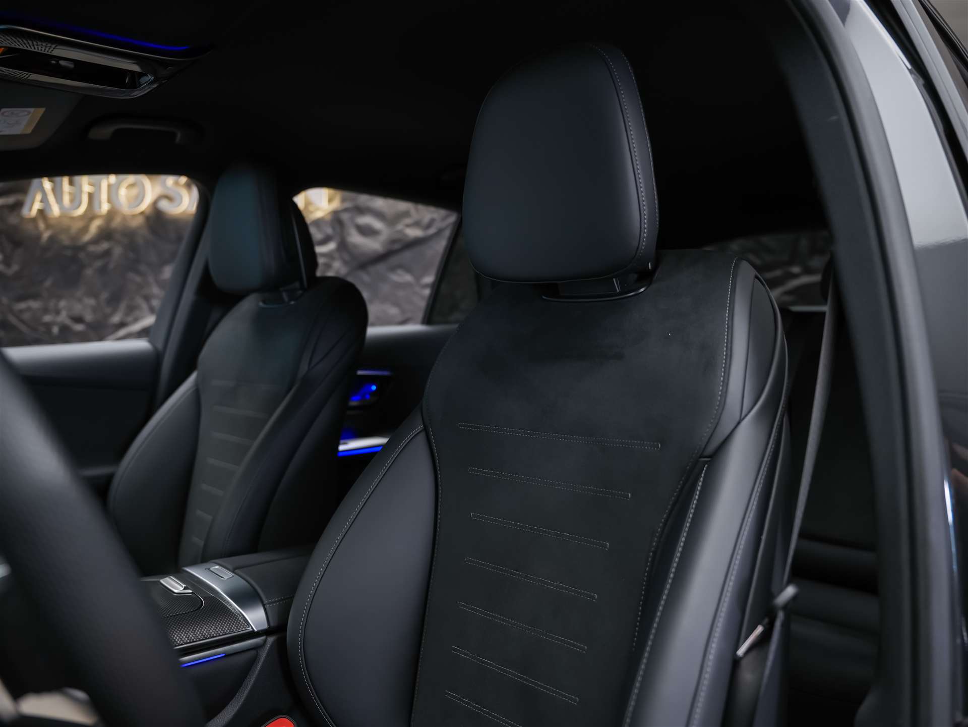 MERCEDES-BENZ GLC 300 d 4Matic AMG Line 9G-Tronic *21" Felgen*Abstandsregler*Anhängerkupplung*-image-9