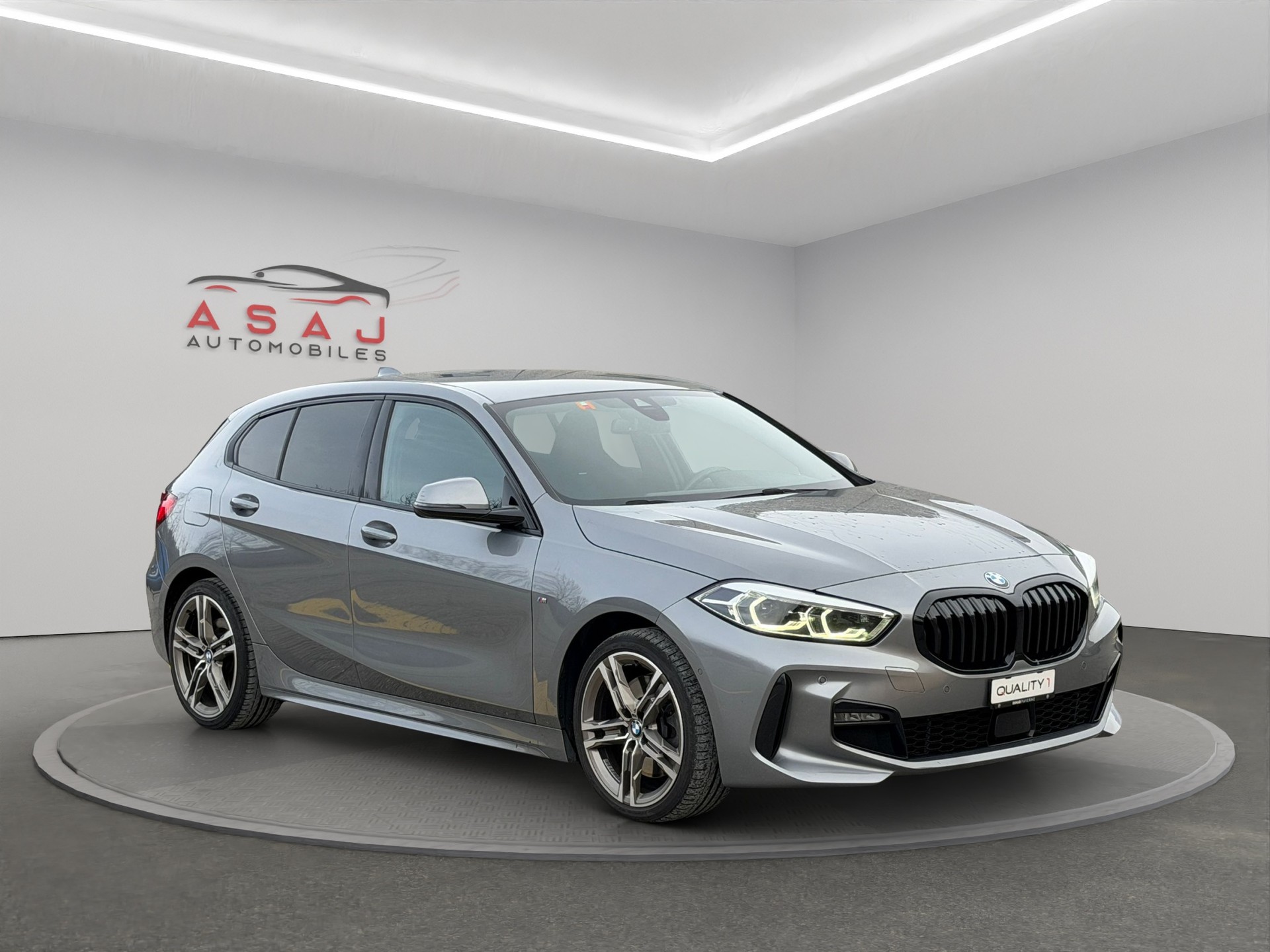 BMW 120d xDrive Steptronic Pure M Sport-image-0