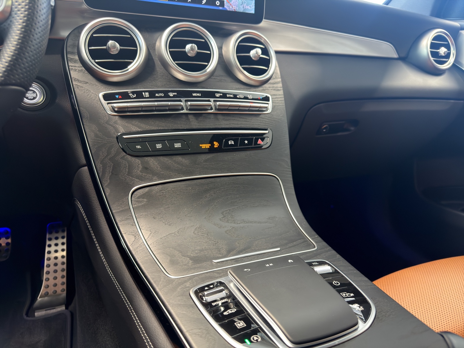 Image MERCEDES-BENZ GLC-400 GLC Coupé 400d AMGLine 4M