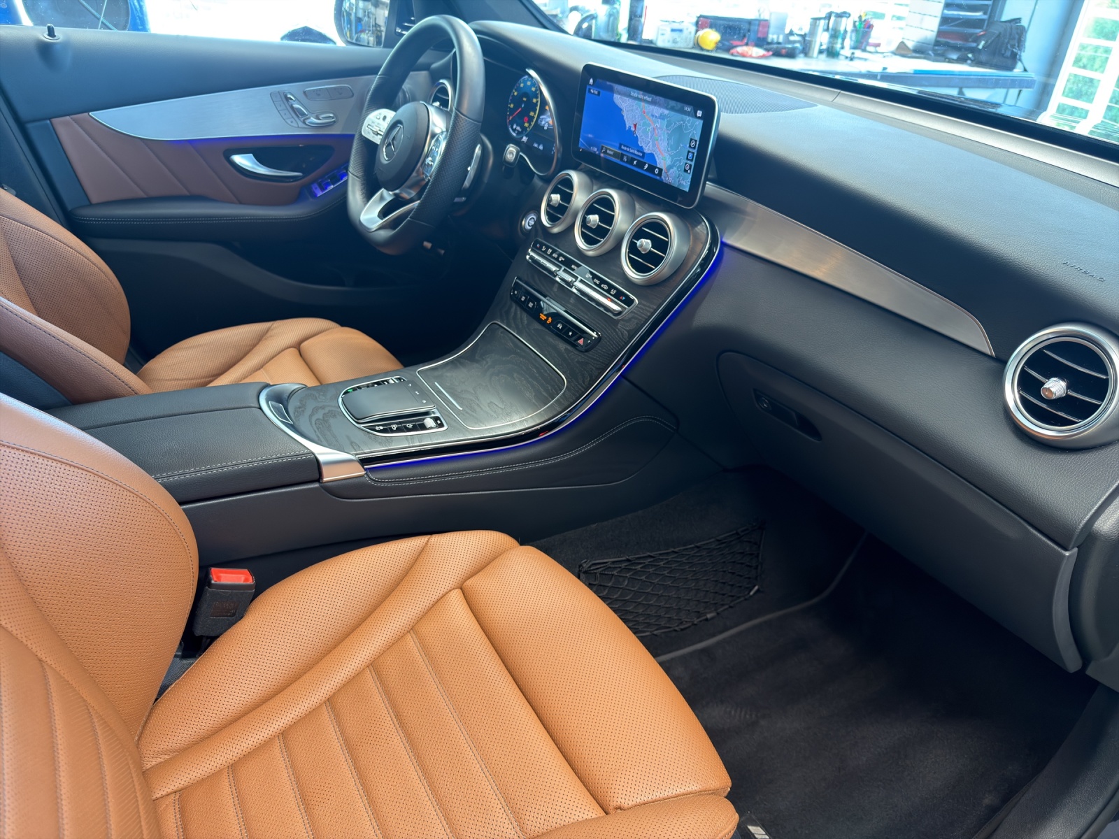 MERCEDES-BENZ GLC Coupé 400d AMGLine 4M-image-11