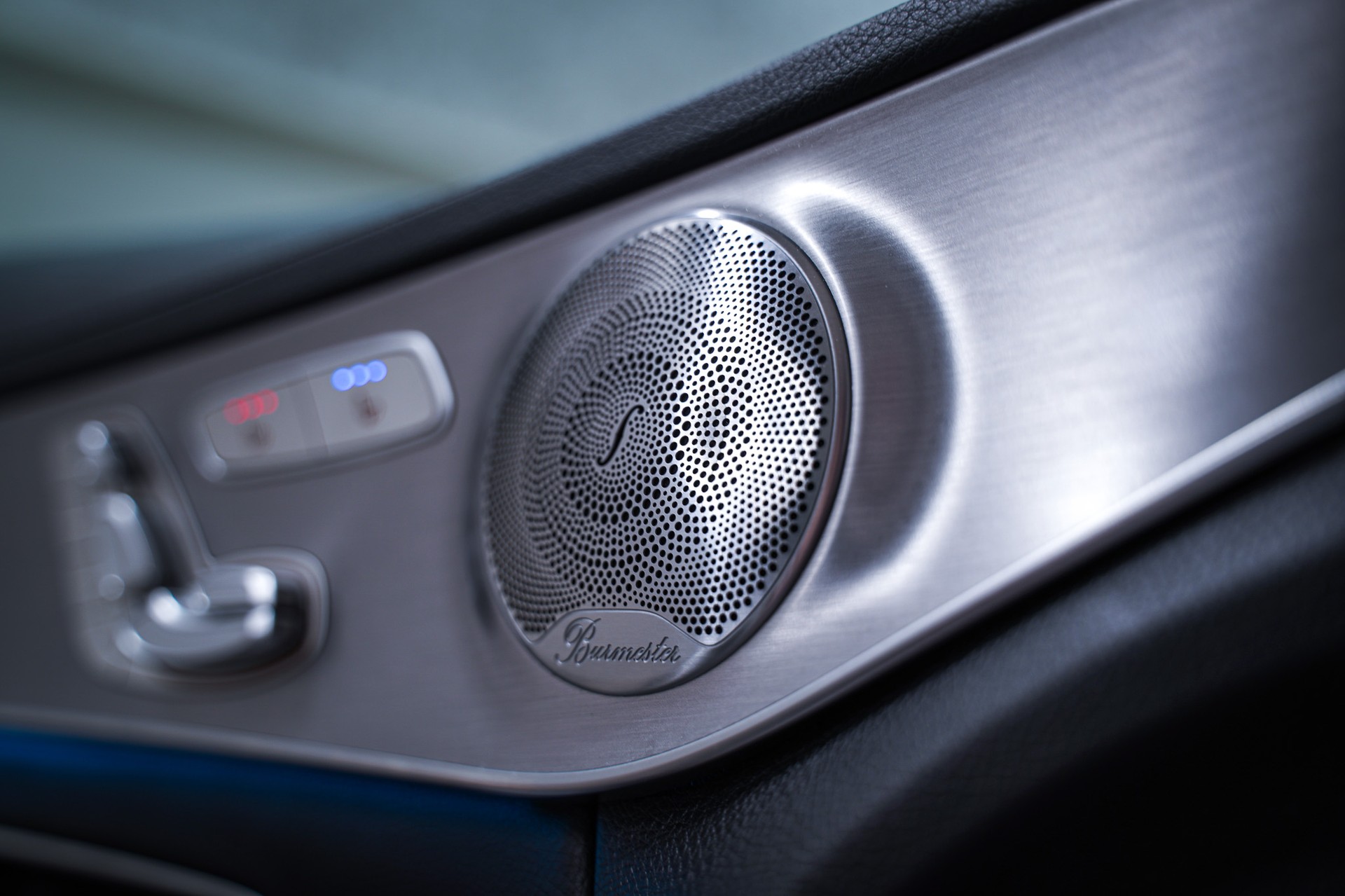 MERCEDES-BENZ C 250 BlueTEC AMG Line 4Matic 7G-Tronic-image-13