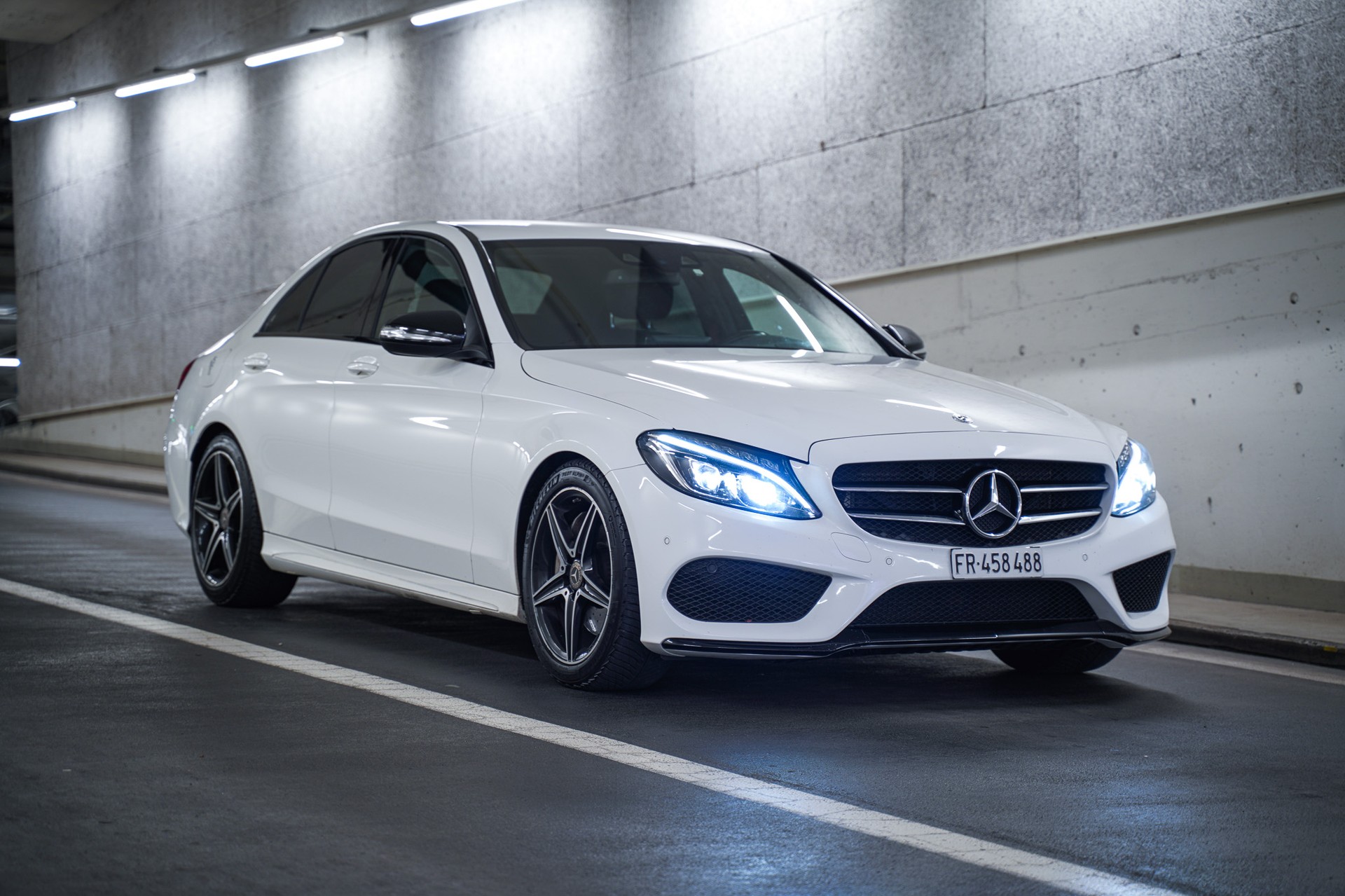 MERCEDES-BENZ C 250 BlueTEC AMG Line 4Matic 7G-Tronic-image-0