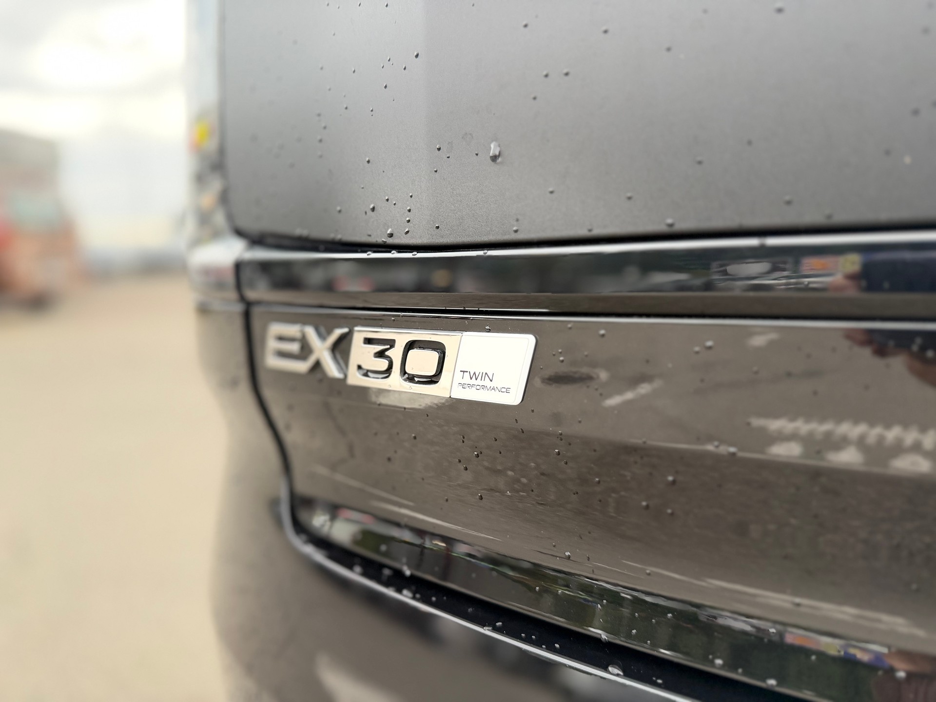 VOLVO EX30 Cross Country E60 69kWh Twin Performance AWD ° Vollausstattung ° Schwenkbare AHK °-image-20