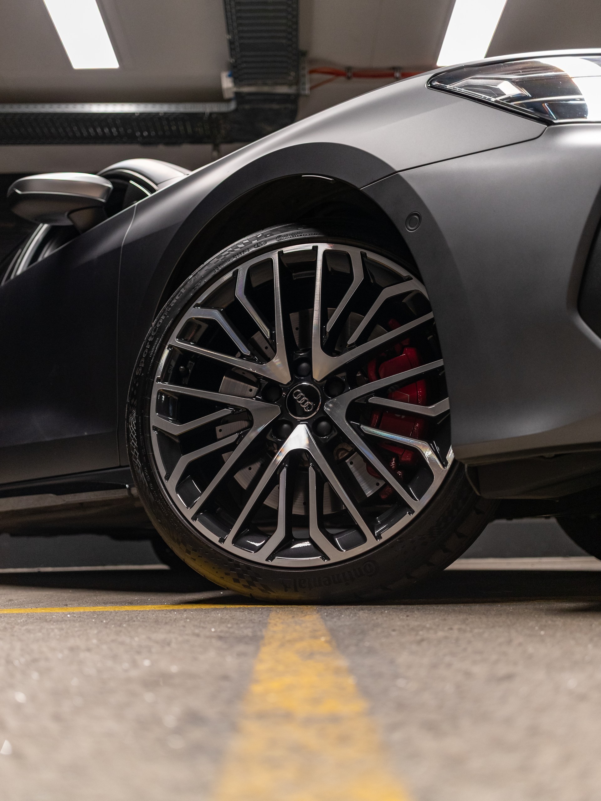 AUDI S3 Sportback TFSI quattro S-tronic-image-18