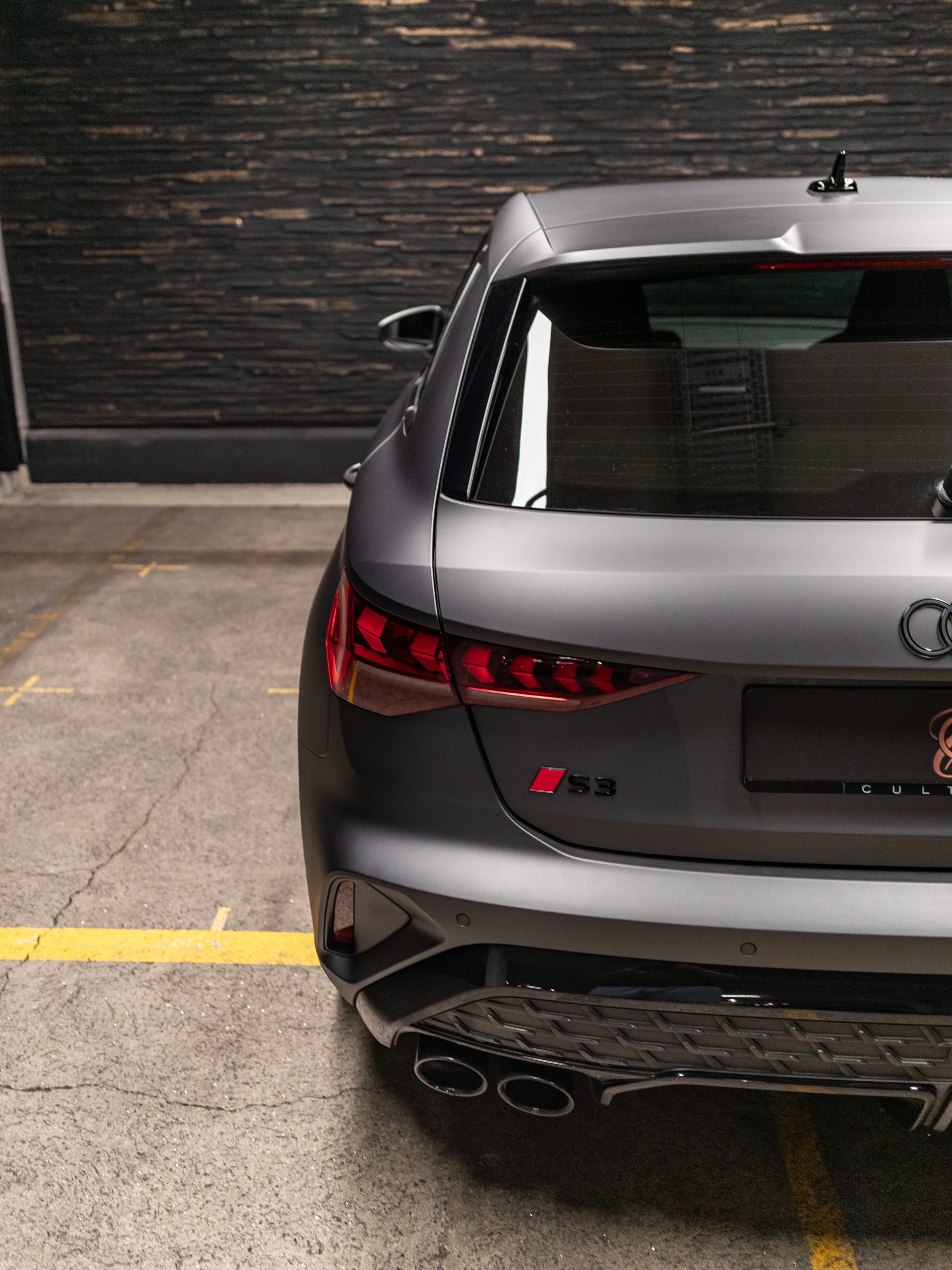 AUDI S3 Sportback TFSI quattro S-tronic-image-14