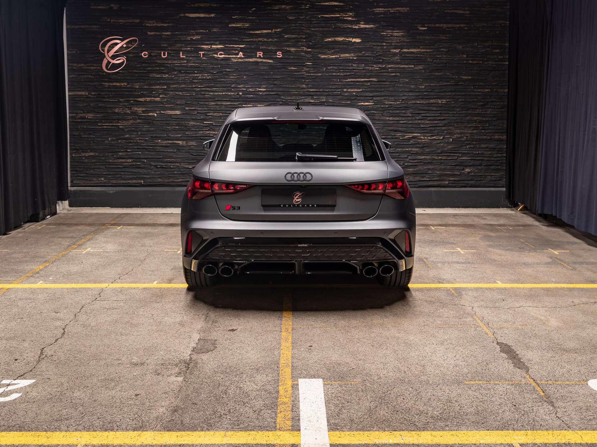 AUDI S3 Sportback TFSI quattro S-tronic-image-3