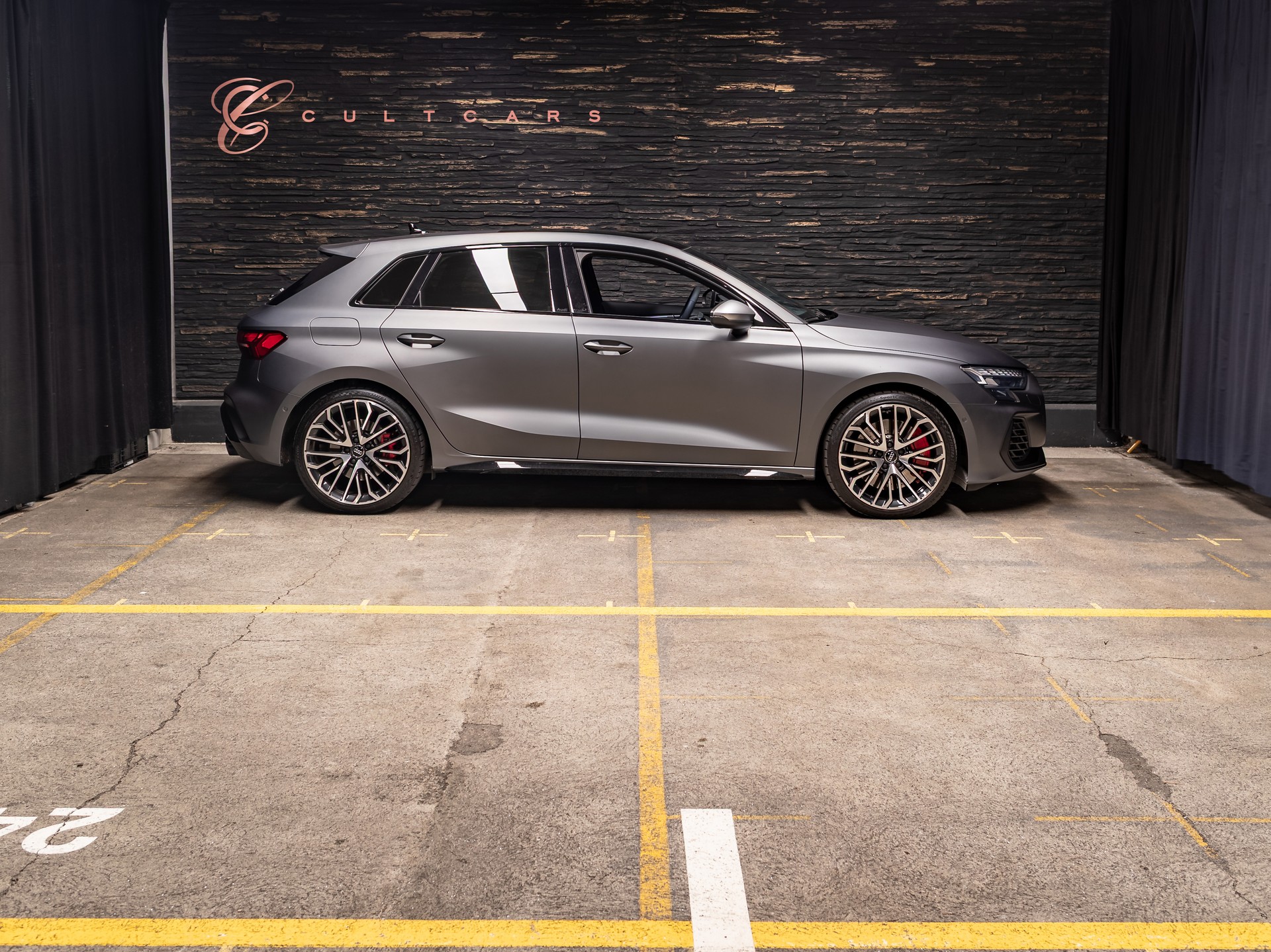 AUDI S3 Sportback TFSI quattro S-tronic-image-0