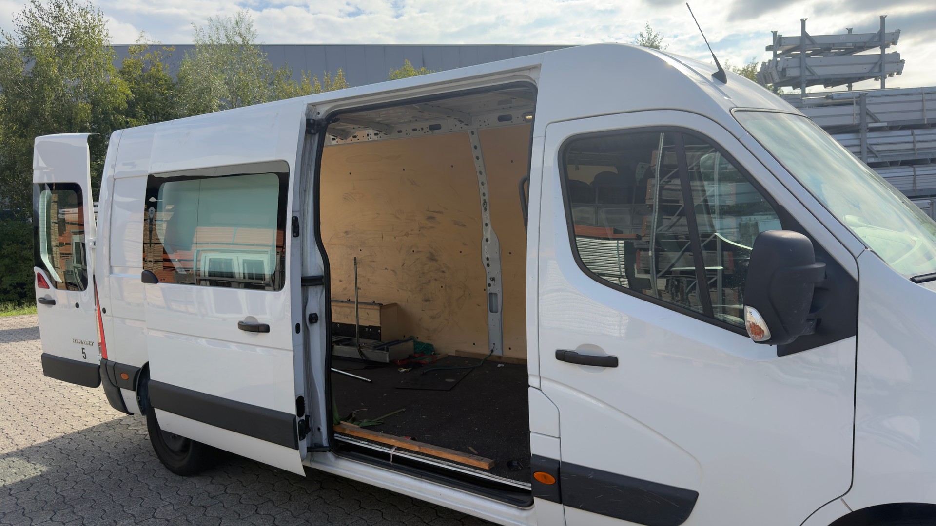 RENAULT Master T35 ENERGY 2.3dCi 150 L3H2-image-12