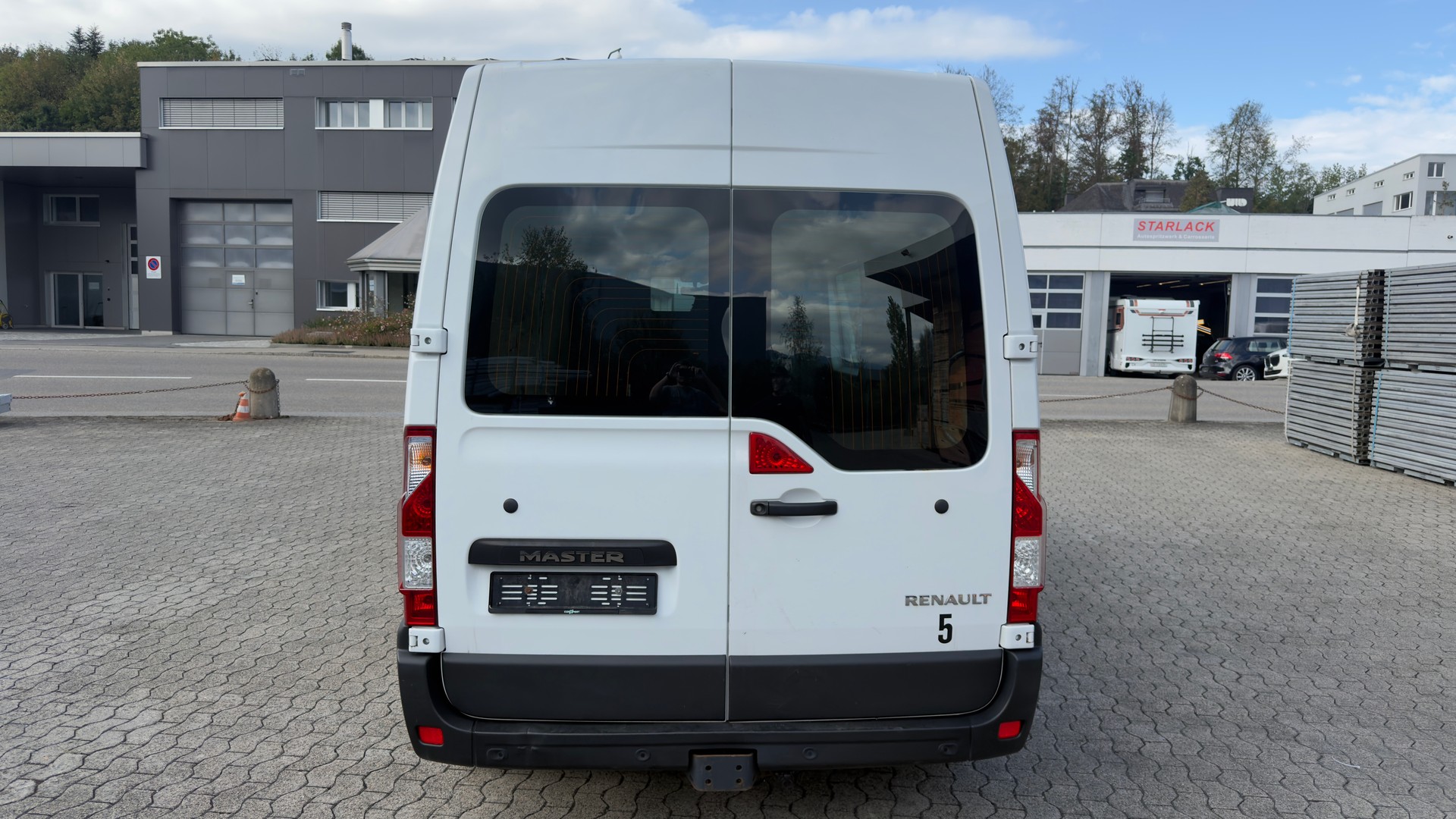 RENAULT Master T35 ENERGY 2.3dCi 150 L3H2-image-3
