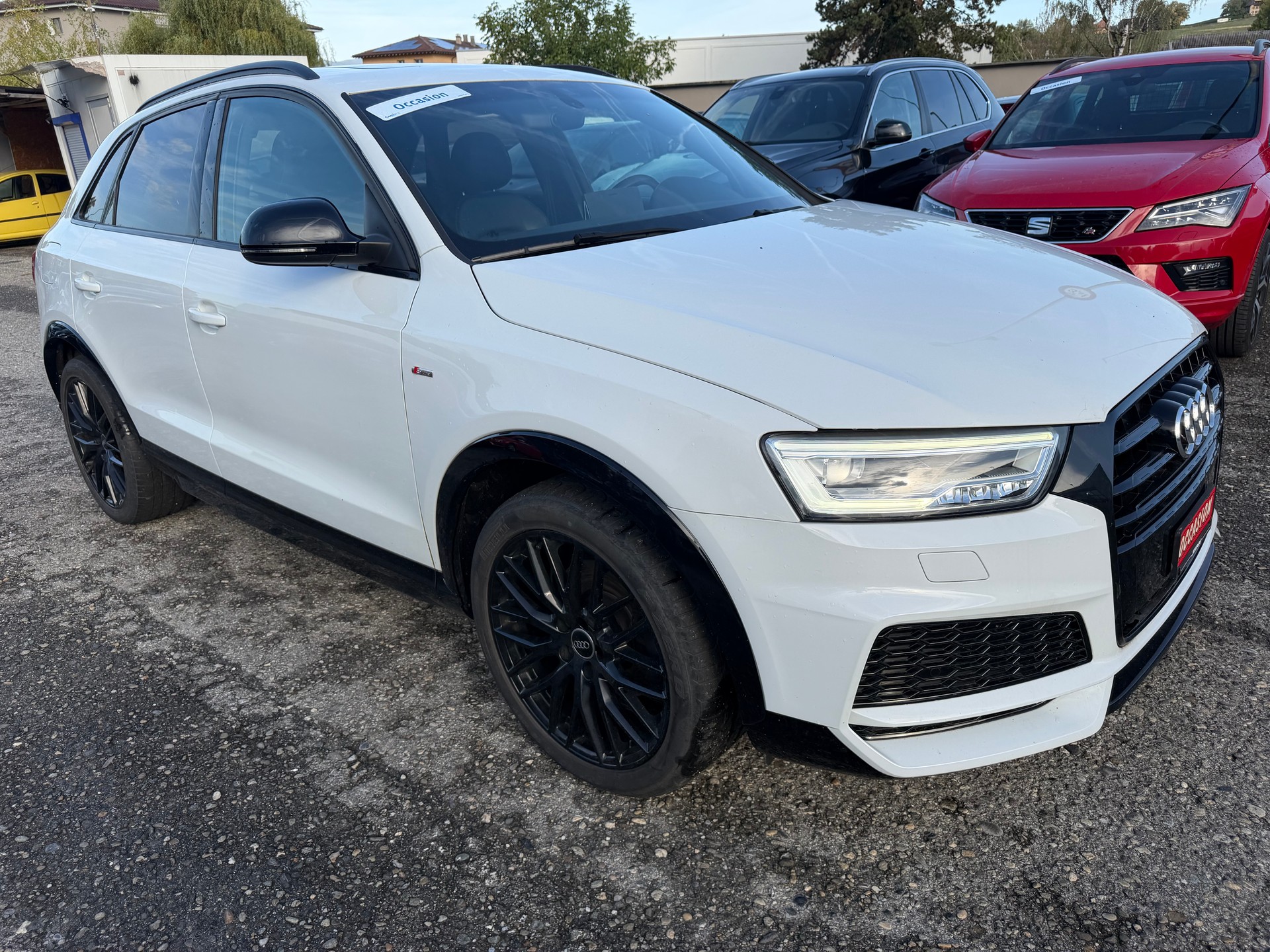 AUDI Q3 2.0 TFSI sport quattro S-tronic-image-2