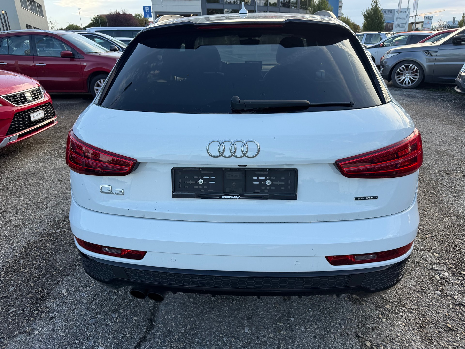 AUDI Q3 2.0 TFSI sport quattro S-tronic-image-3