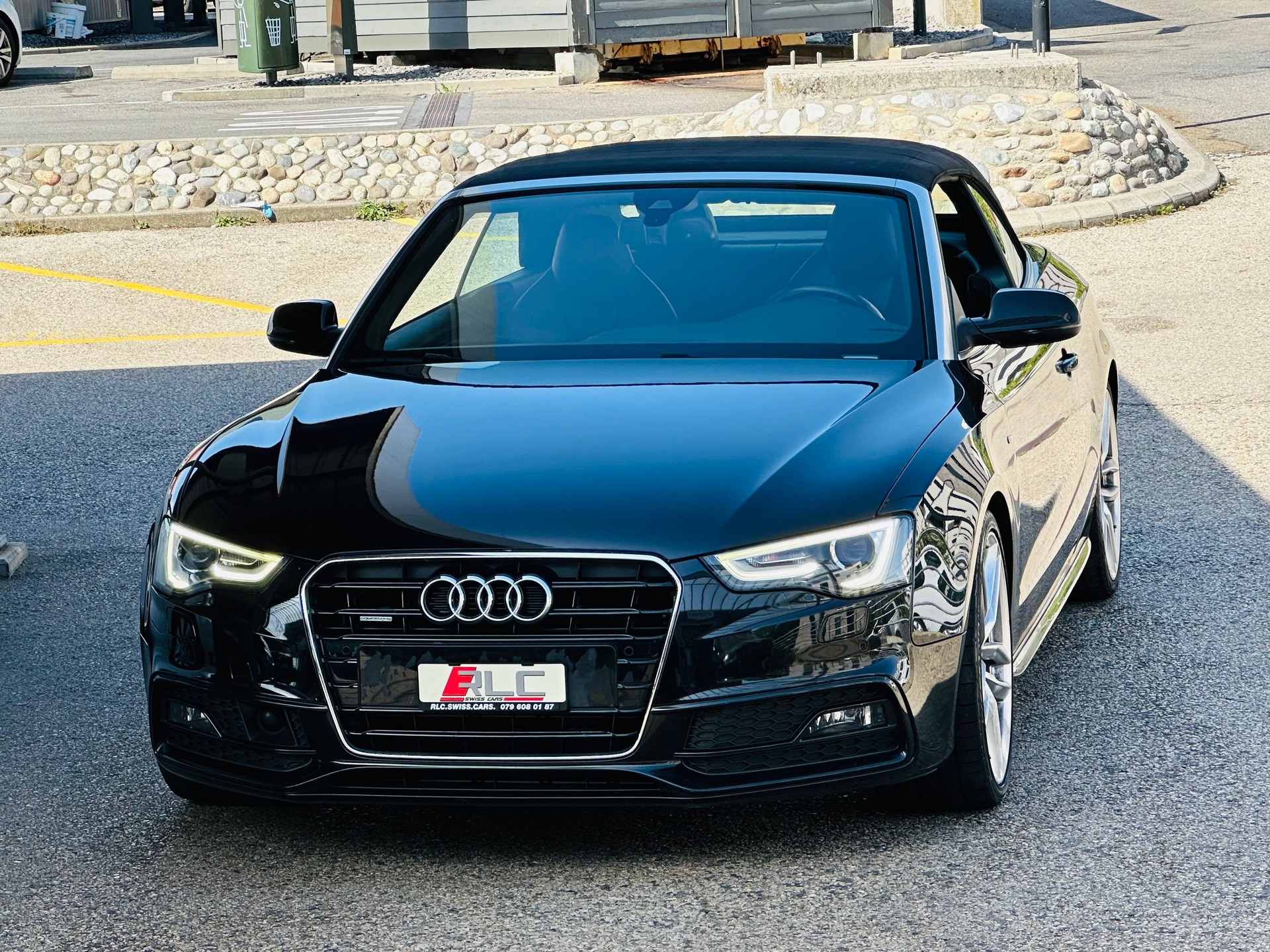 AUDI A5 Cabriolet 3.0 TFSI quattro S-tronic-image-5