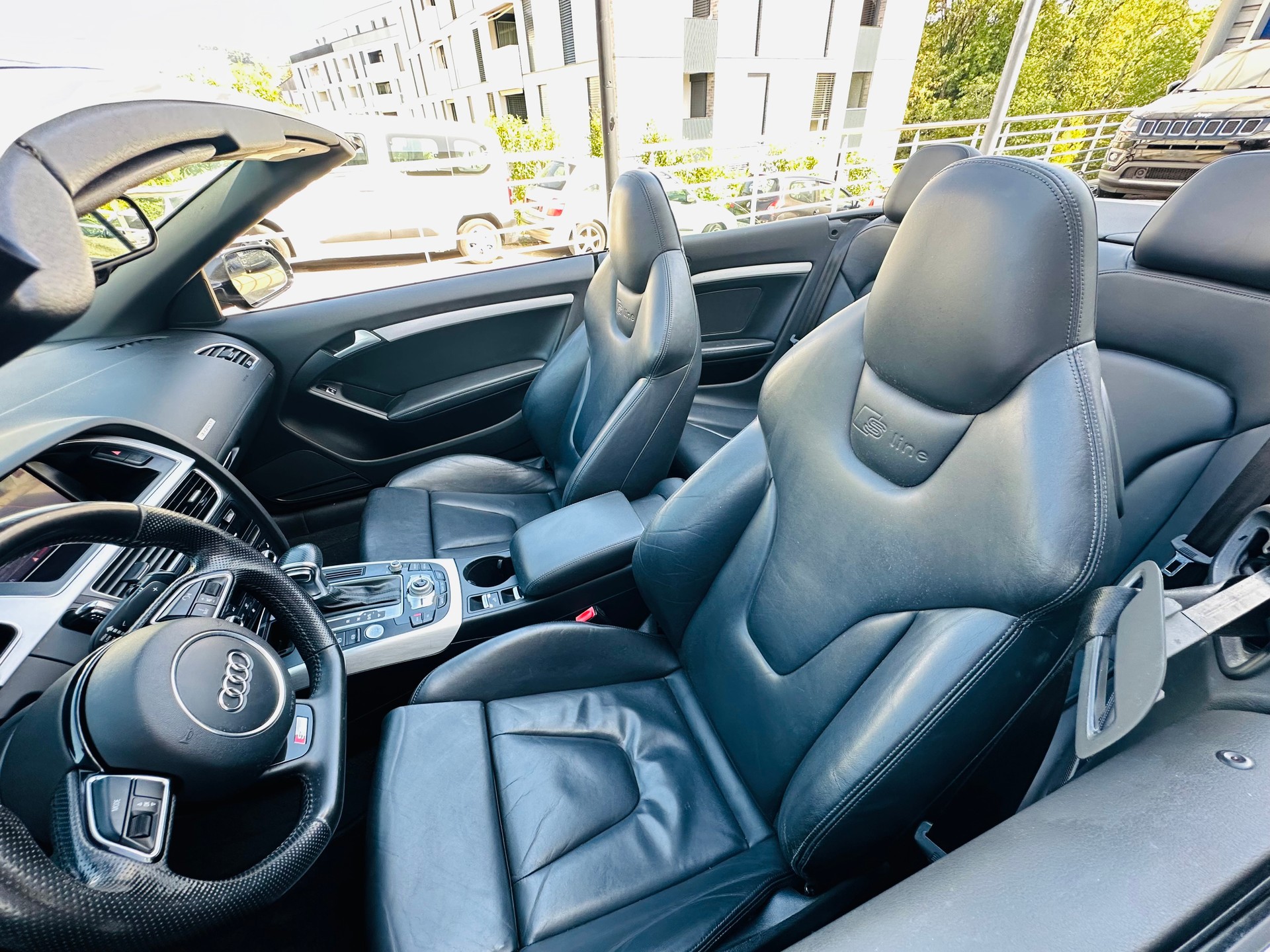 AUDI A5 Cabriolet 3.0 TFSI quattro S-tronic-image-16