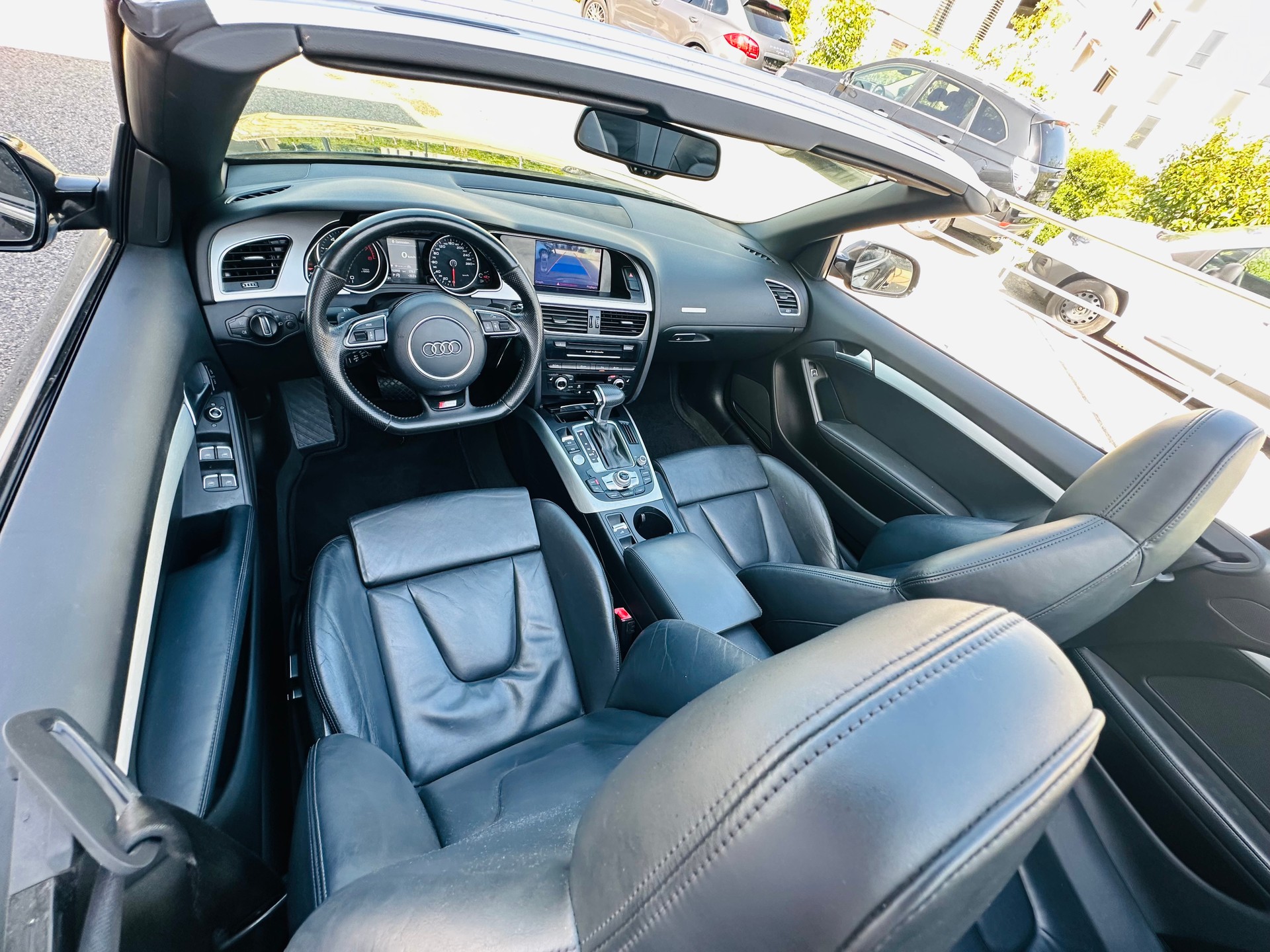 AUDI A5 Cabriolet 3.0 TFSI quattro S-tronic-image-15