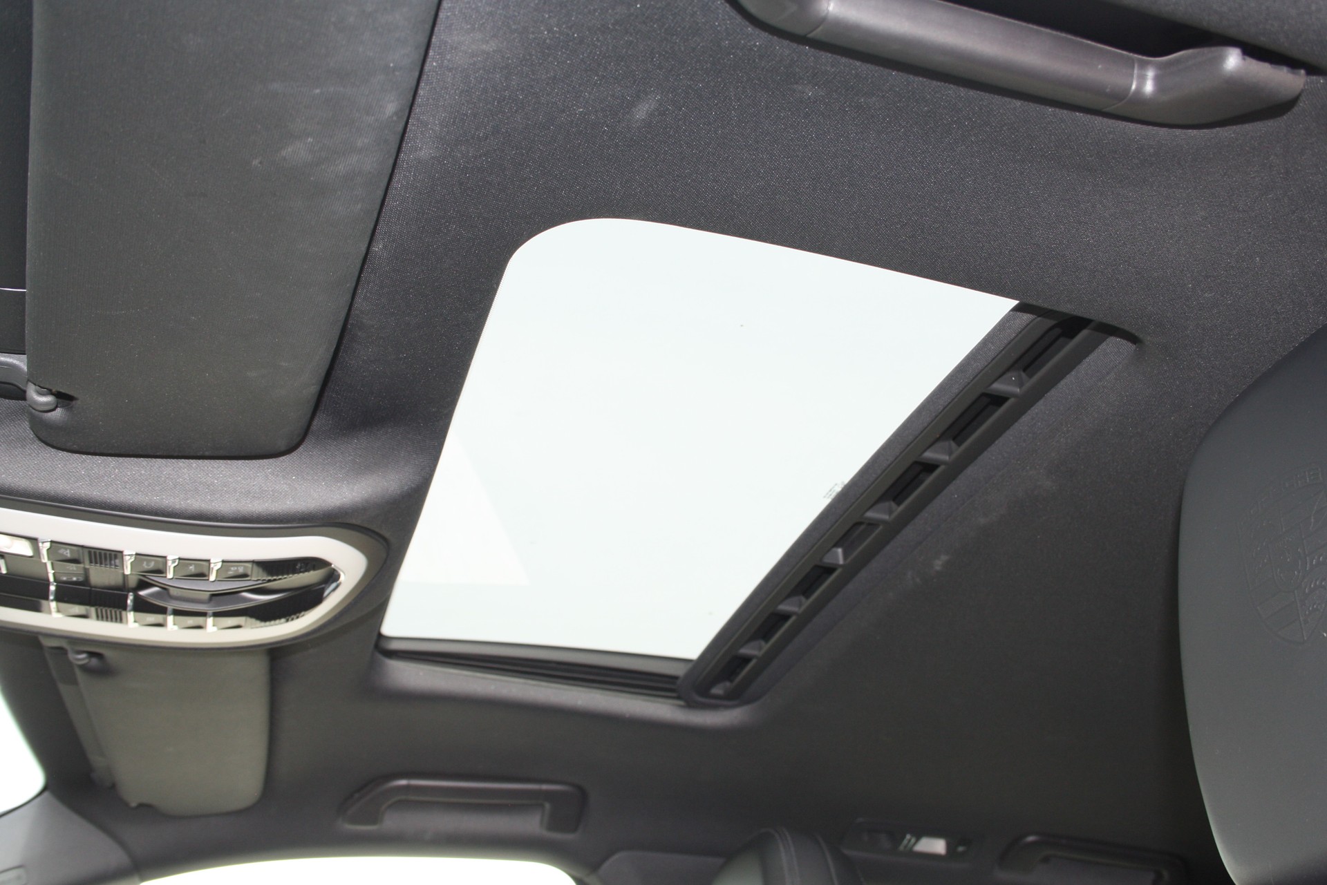 PORSCHE Cayenne S-image-13