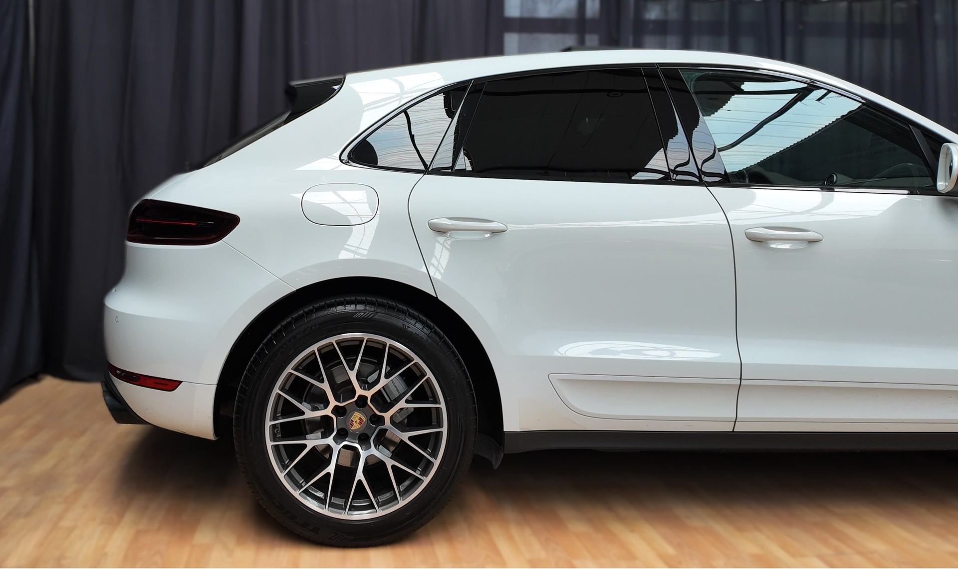 PORSCHE Macan S Diesel PDK Sport Chrono-image-3