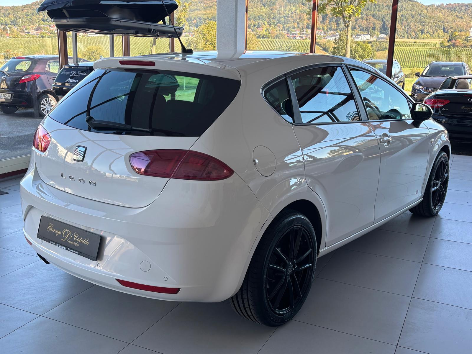 SEAT Leon 1.4 TSI COPA Style-image-3