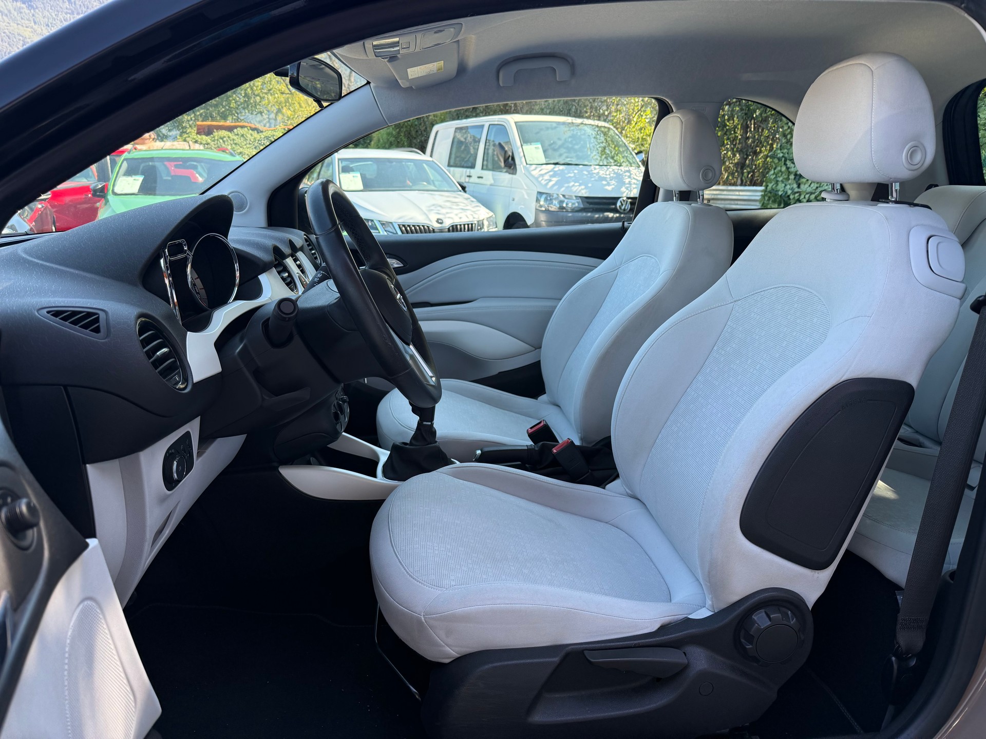 OPEL Adam 1.4 ecoFLEX White Link-image-16